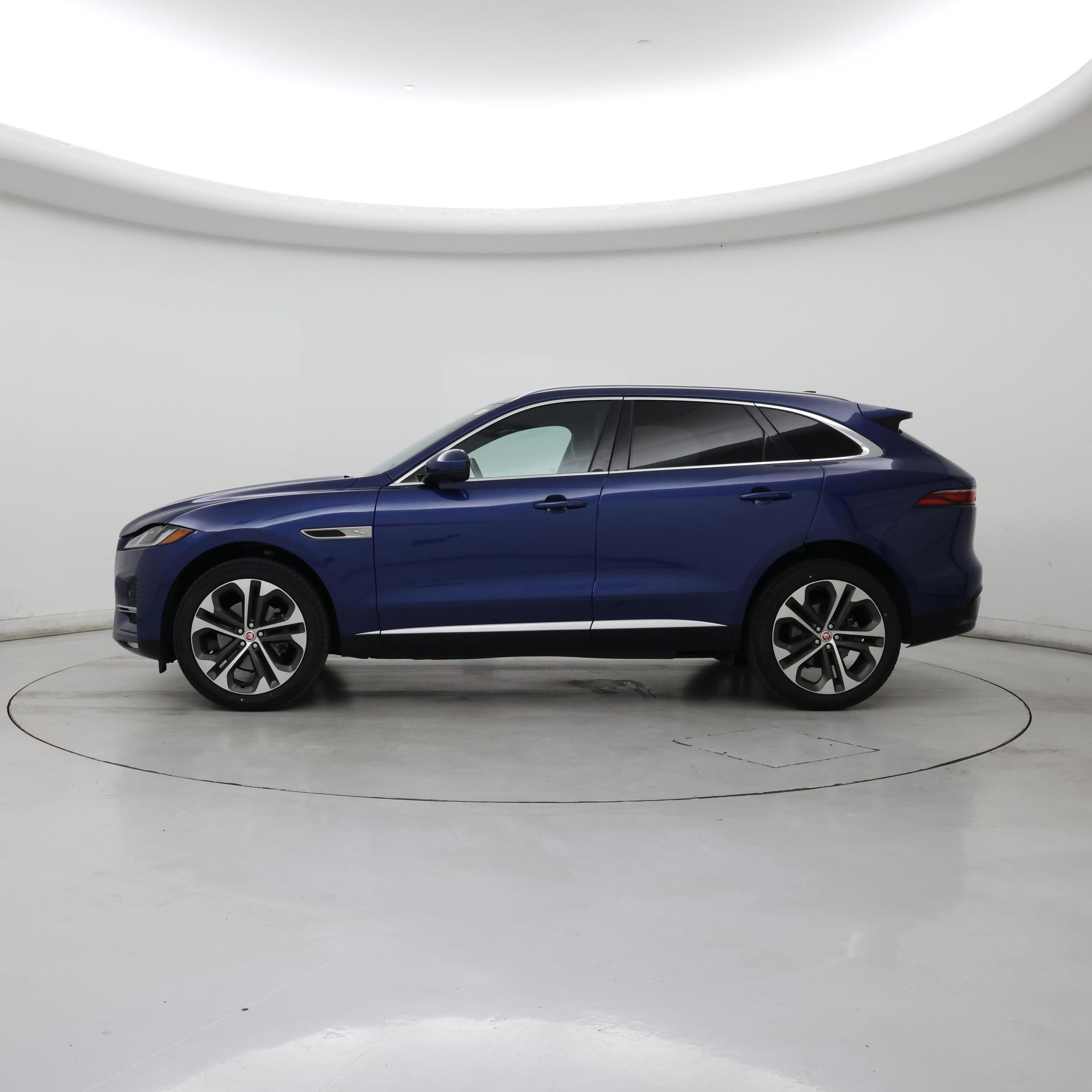 Thumbnail: 2023 Jaguar F-Pace - 3
