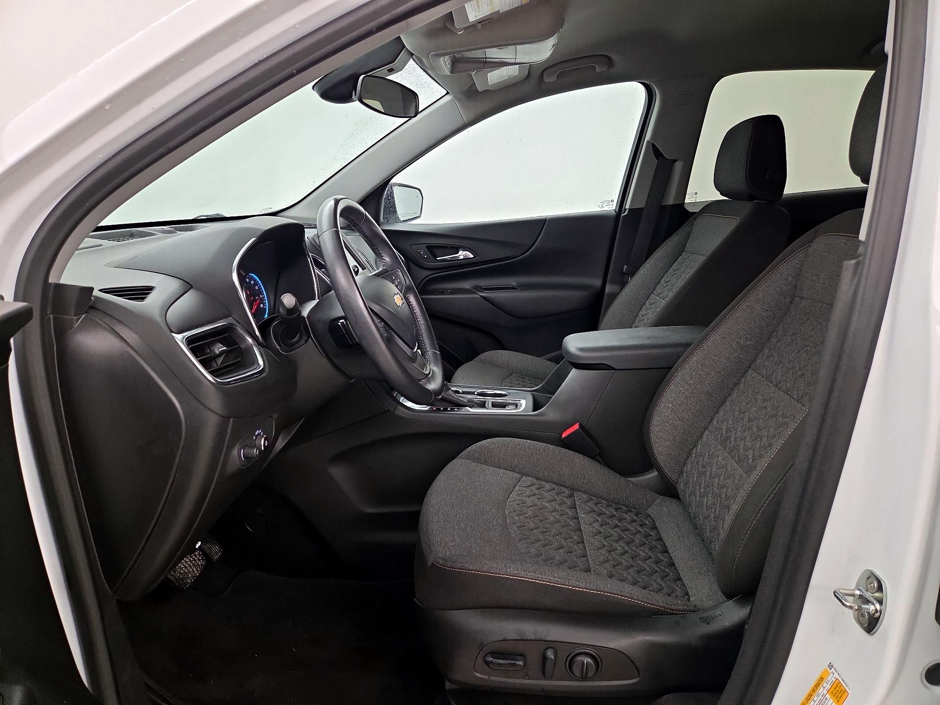 Thumbnail: 2022 Chevrolet Equinox - 11