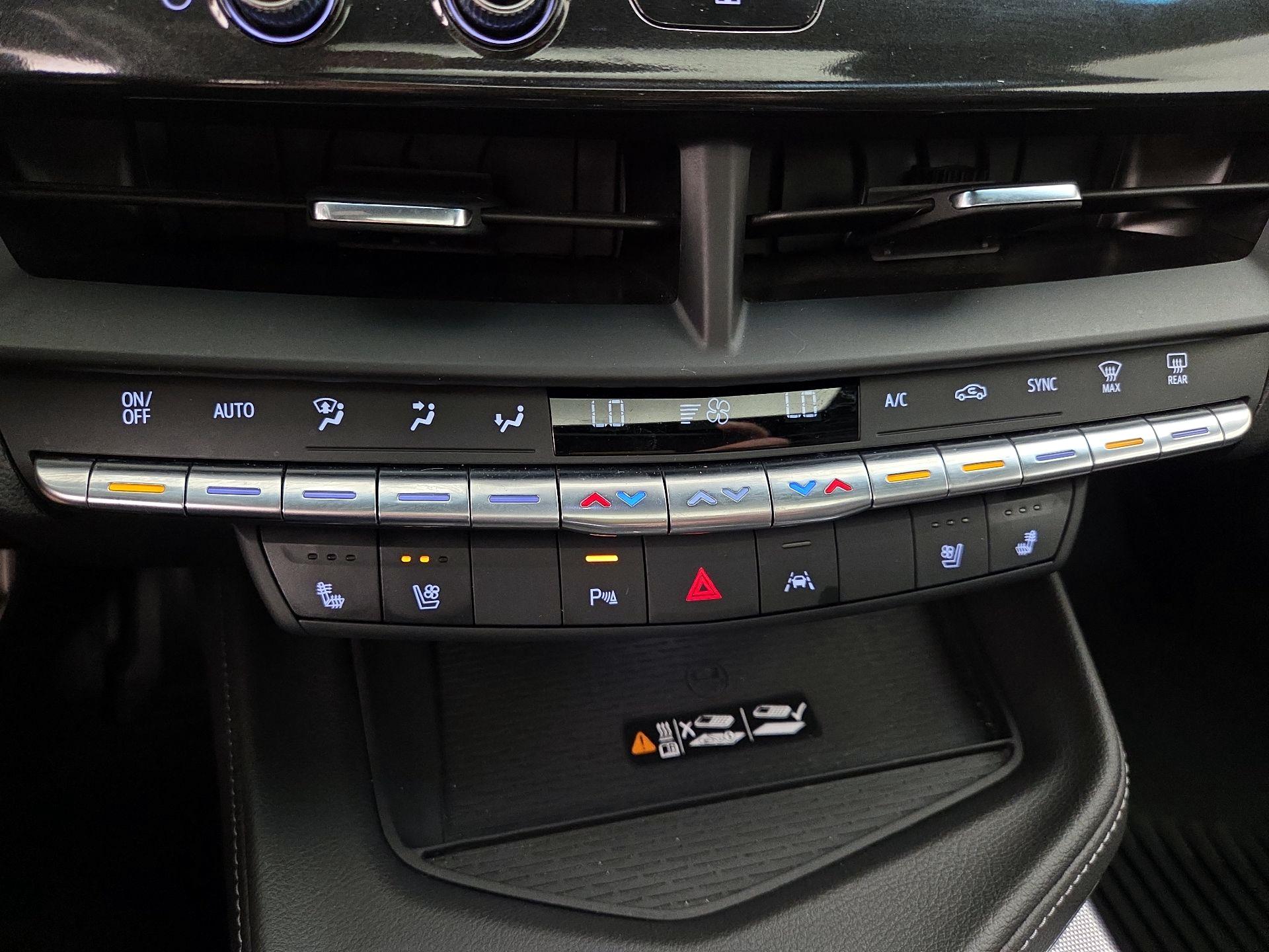 Thumbnail: 2022 Cadillac CT4 - 17
