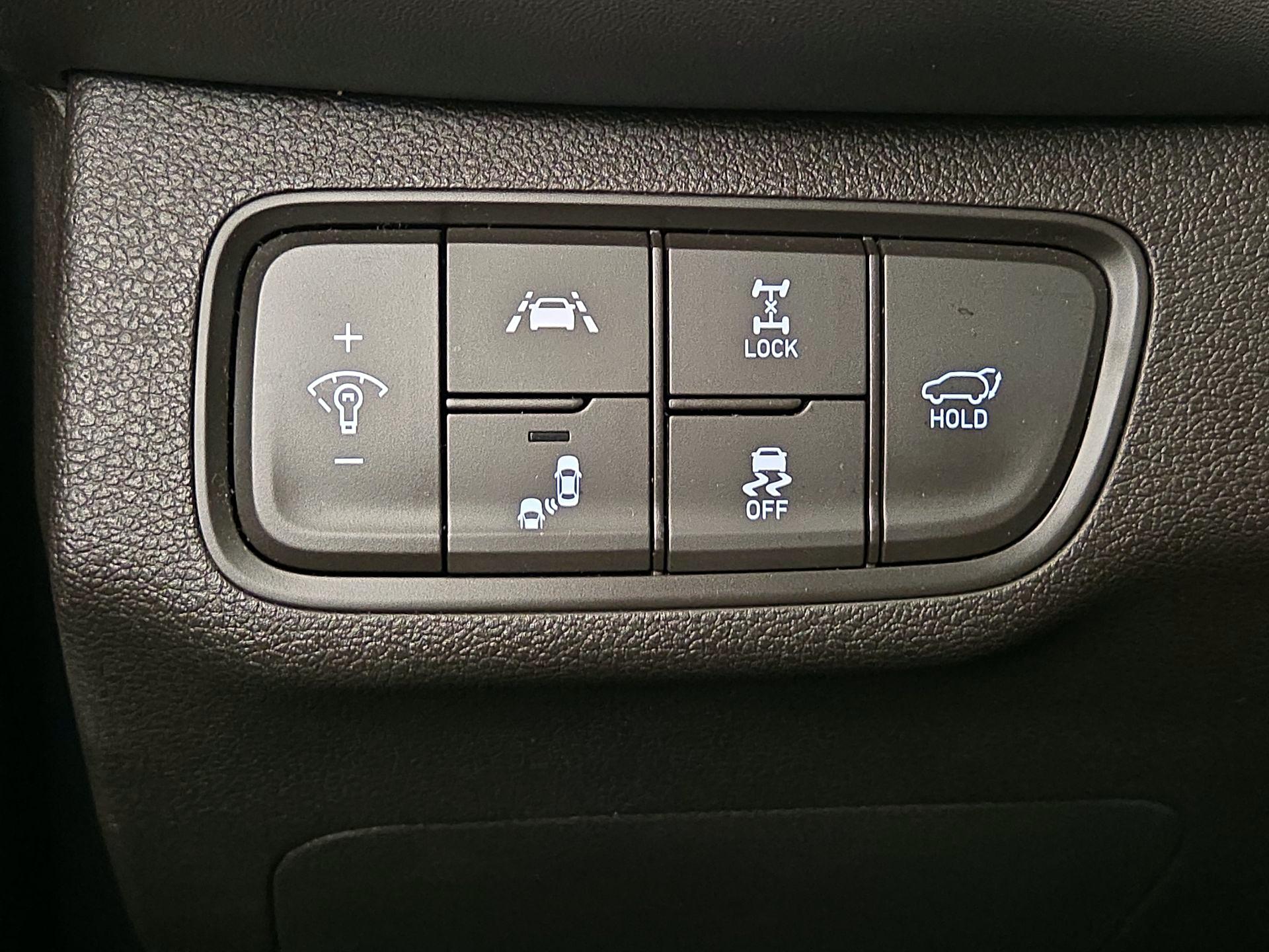 Thumbnail: 2020 Hyundai Santa Fe - 13