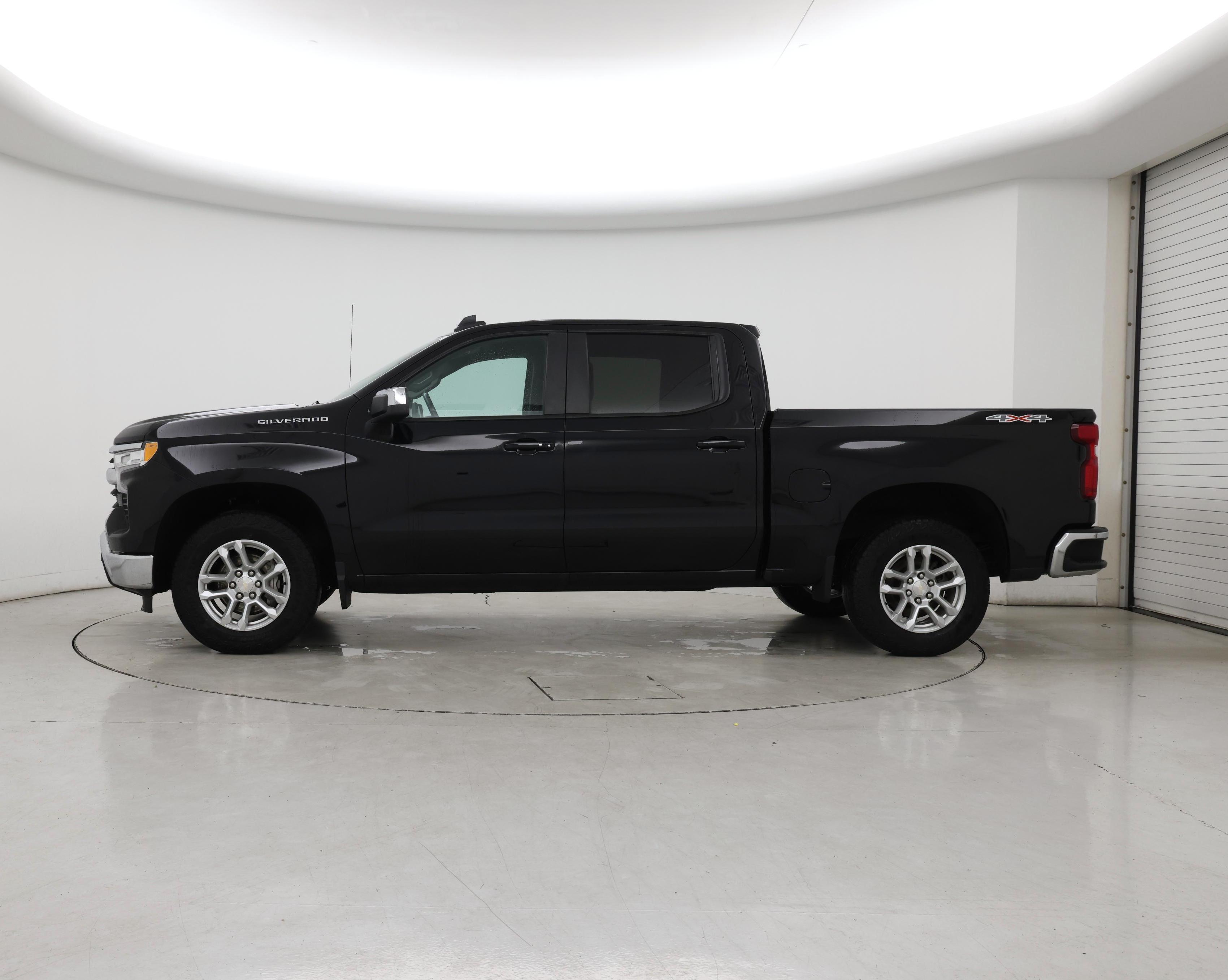 Thumbnail: 2022 Chevrolet Silverado 1500 - 3
