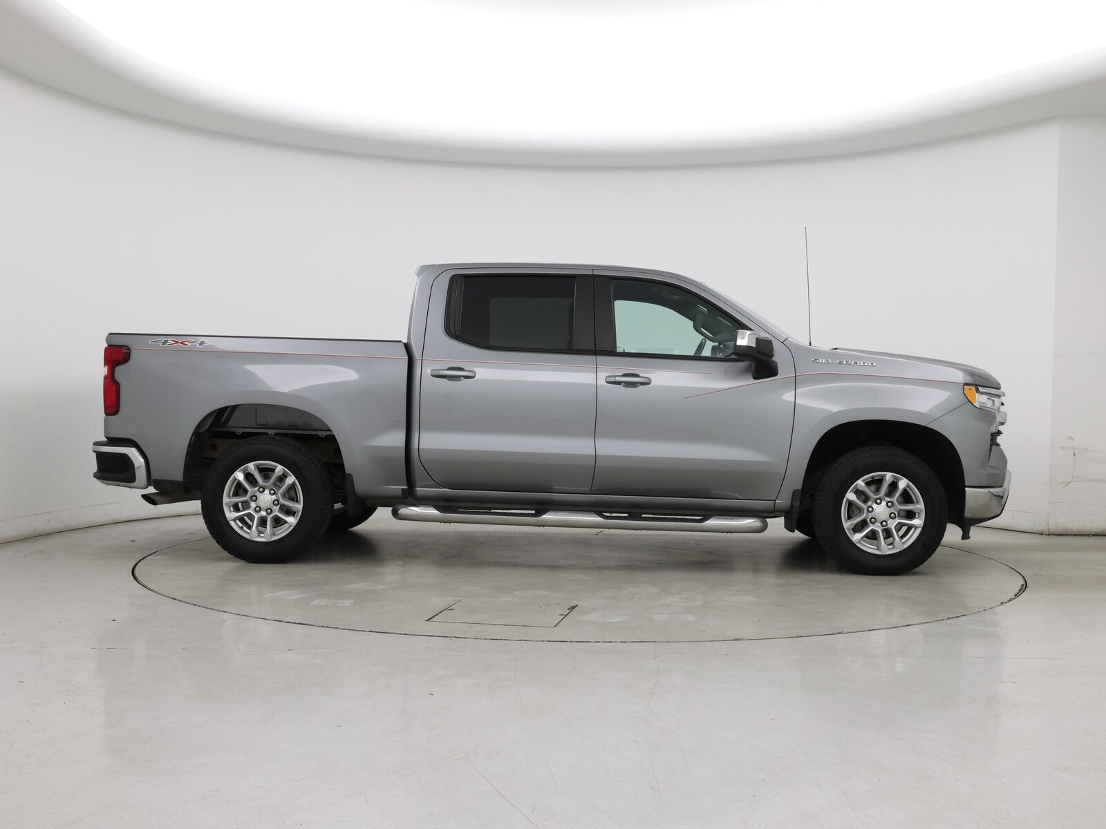 2023 Chevrolet Silverado 1500 LT - Photo 8