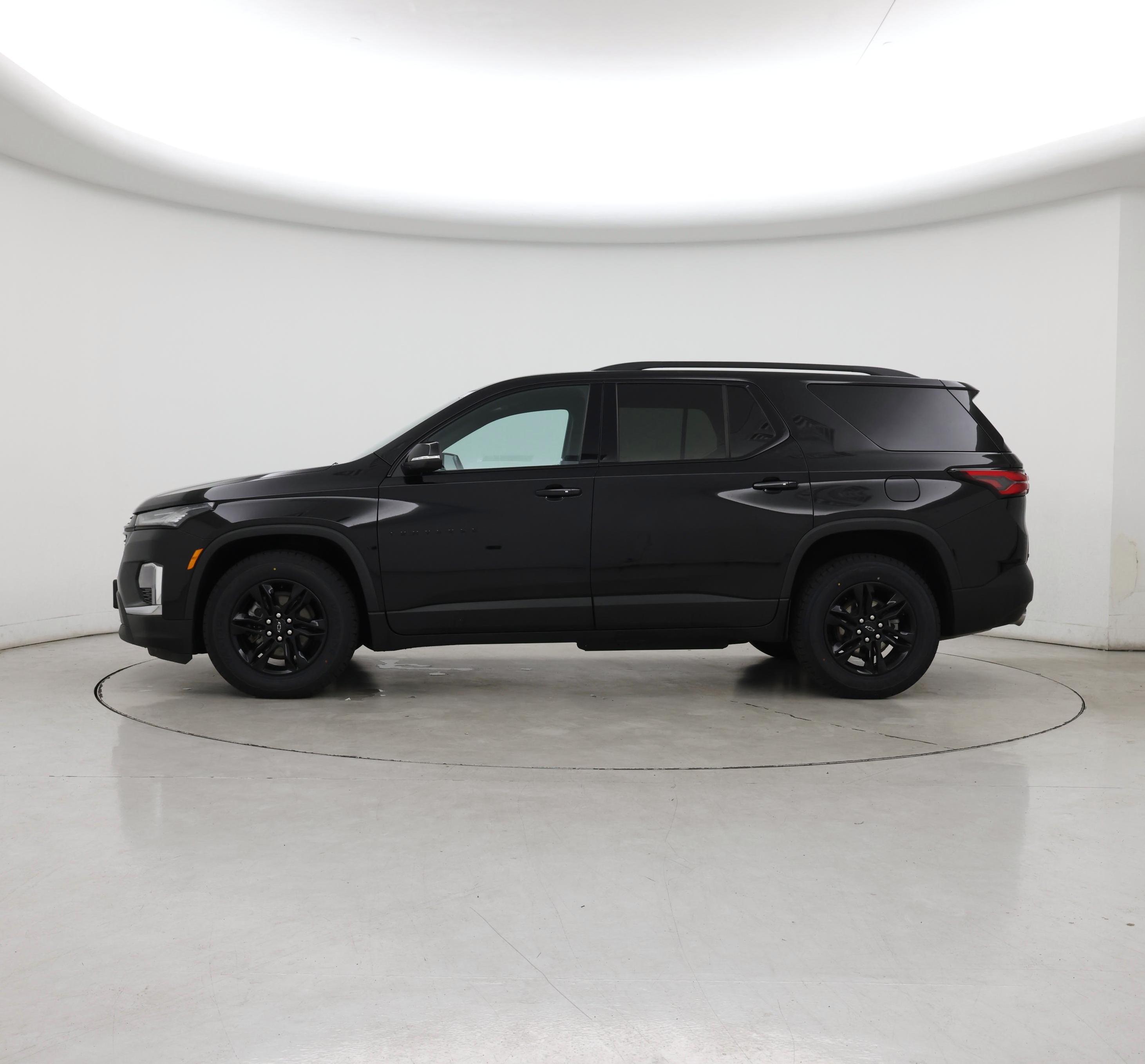 Thumbnail: 2023 Chevrolet Traverse - 3