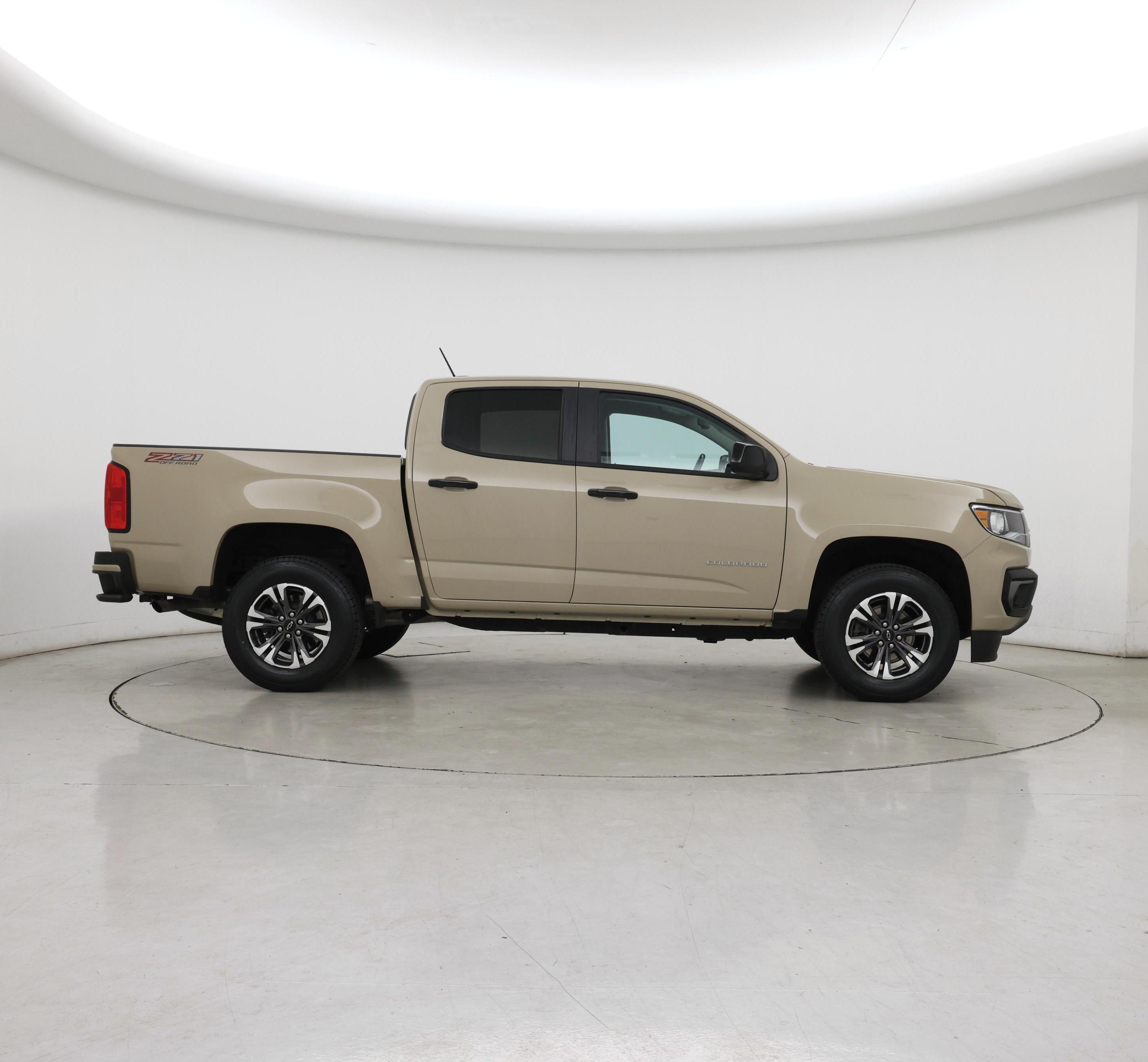 Thumbnail: 2022 Chevrolet Colorado - 7