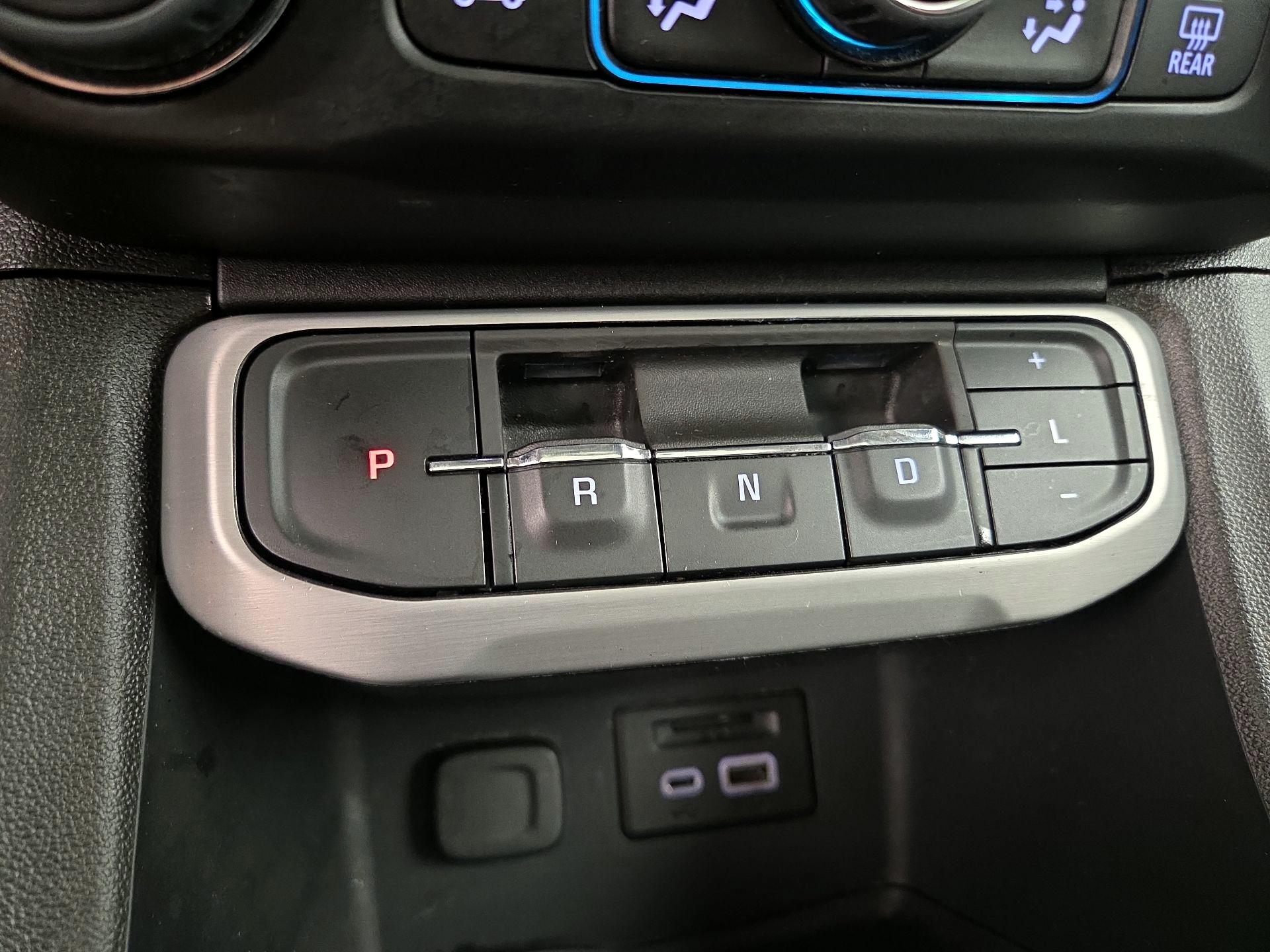 Thumbnail: 2023 GMC Acadia - 17