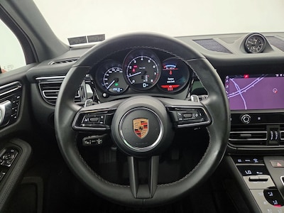 Steering Wheel & Instrument Cluster (On)
