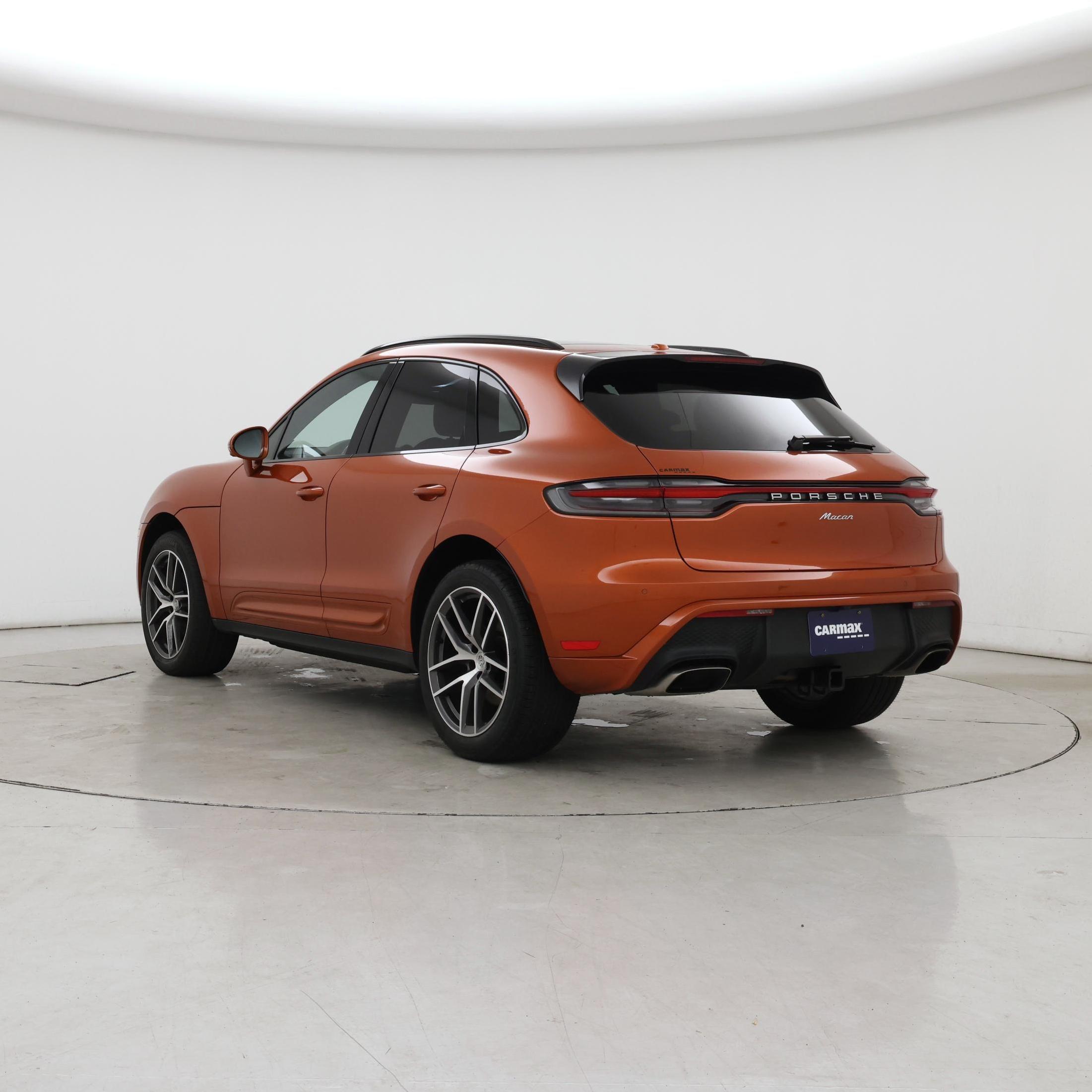 Thumbnail: 2022 Porsche Macan - 2