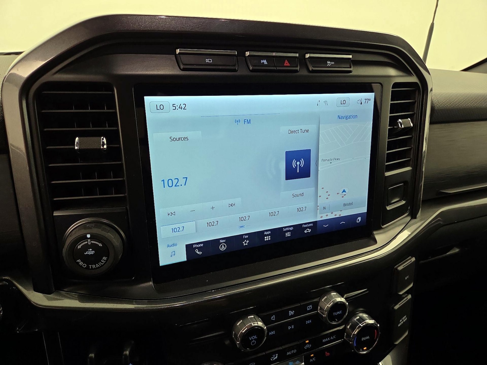 2023 Ford F-150 XLT - Photo 17