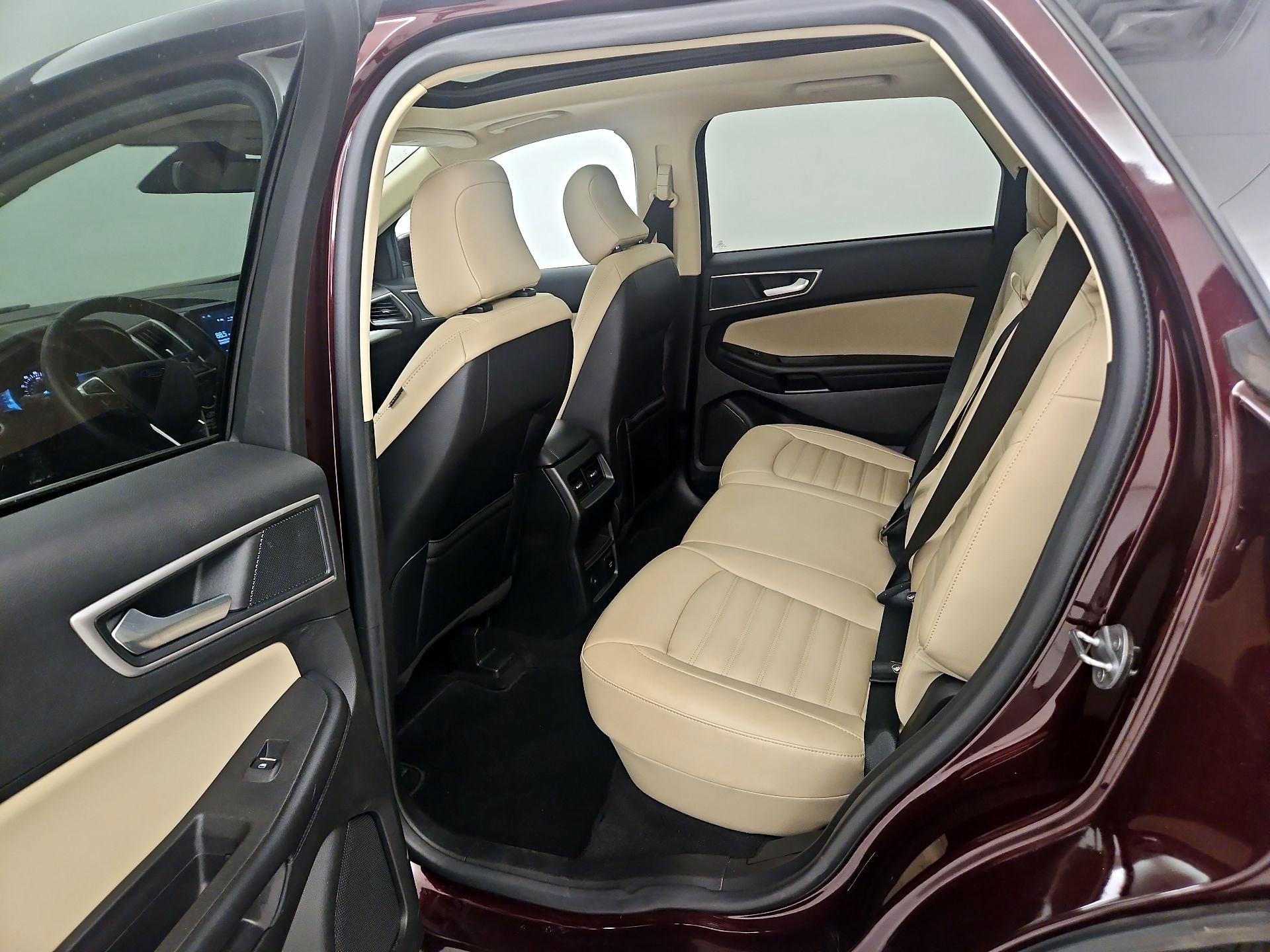 Thumbnail: 2023 Ford Edge - 20