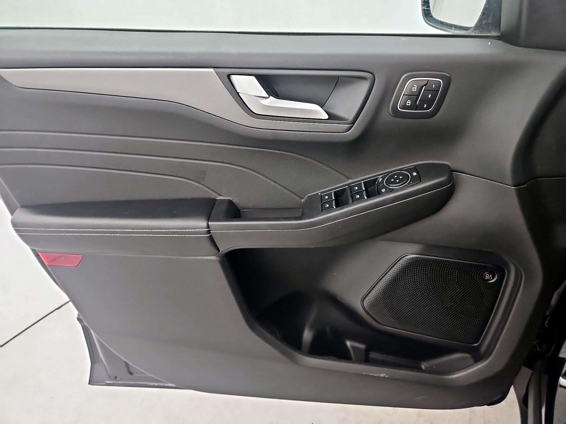 Thumbnail: 2023 Ford Escape - 12