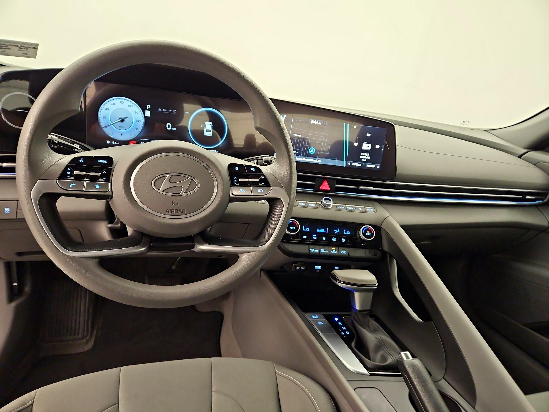 Thumbnail: 2024 Hyundai Elantra - 9