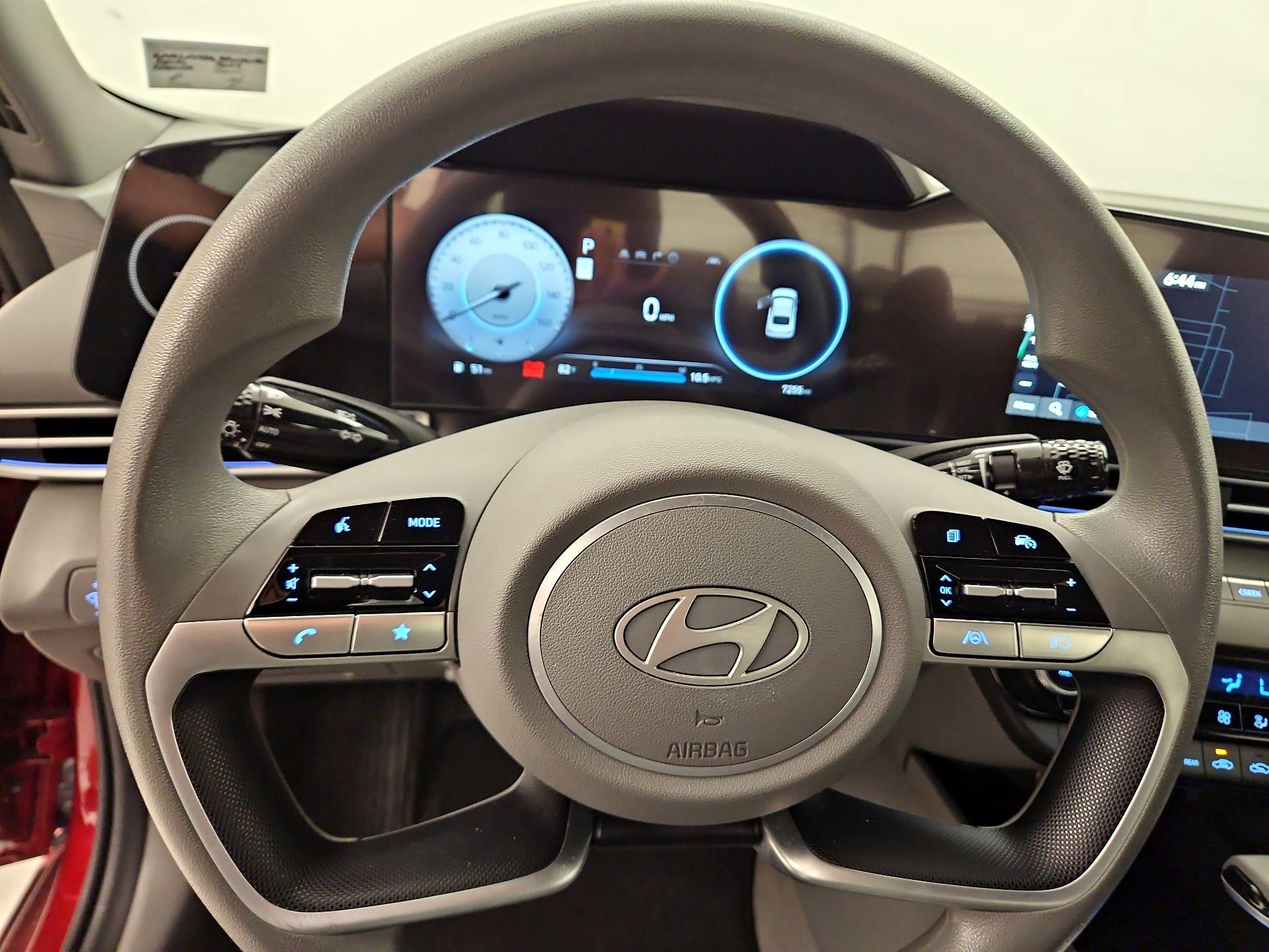 Thumbnail: 2024 Hyundai Elantra - 10