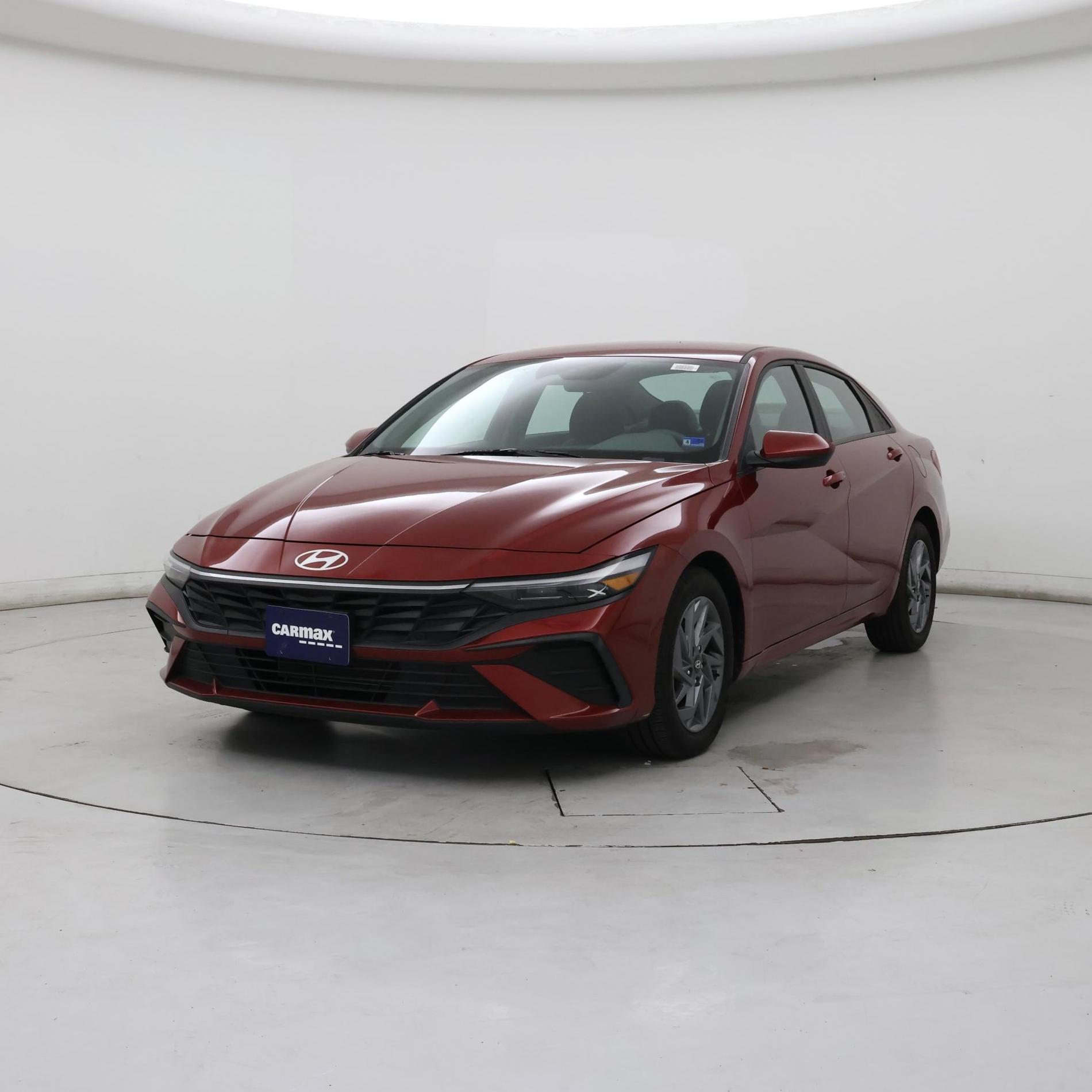 Thumbnail: 2024 Hyundai Elantra - 4
