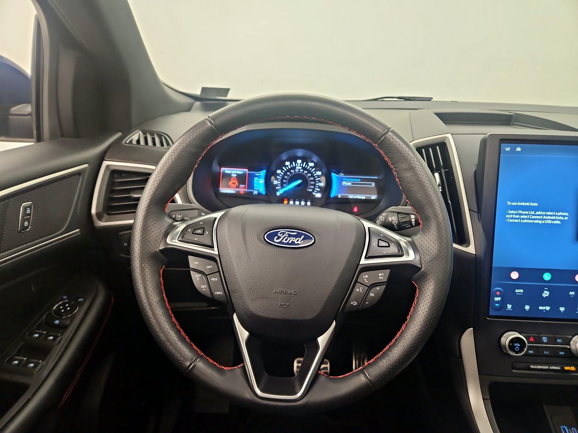 Thumbnail: 2022 Ford Edge - 10