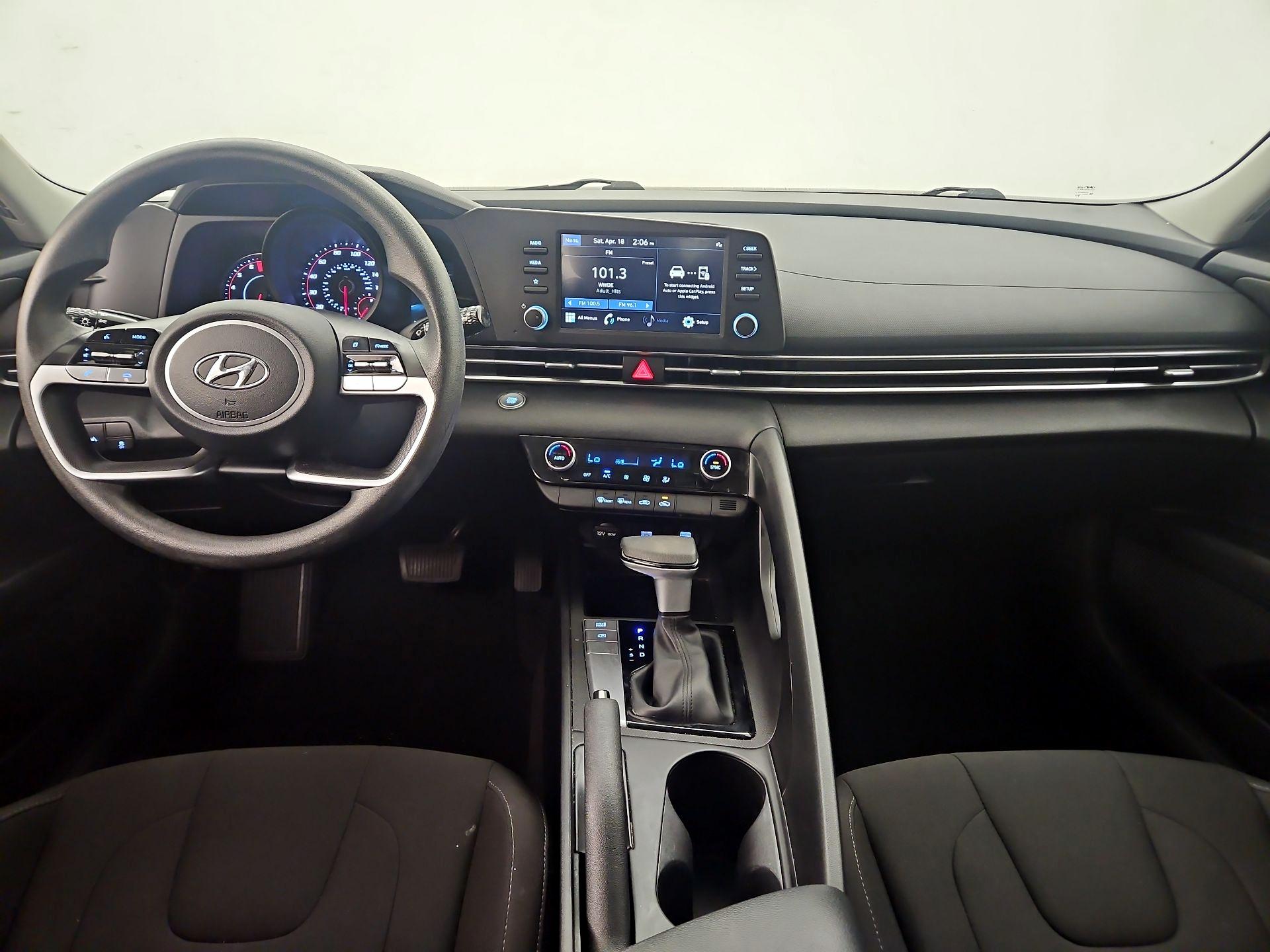 Thumbnail: 2023 Hyundai Elantra - 9