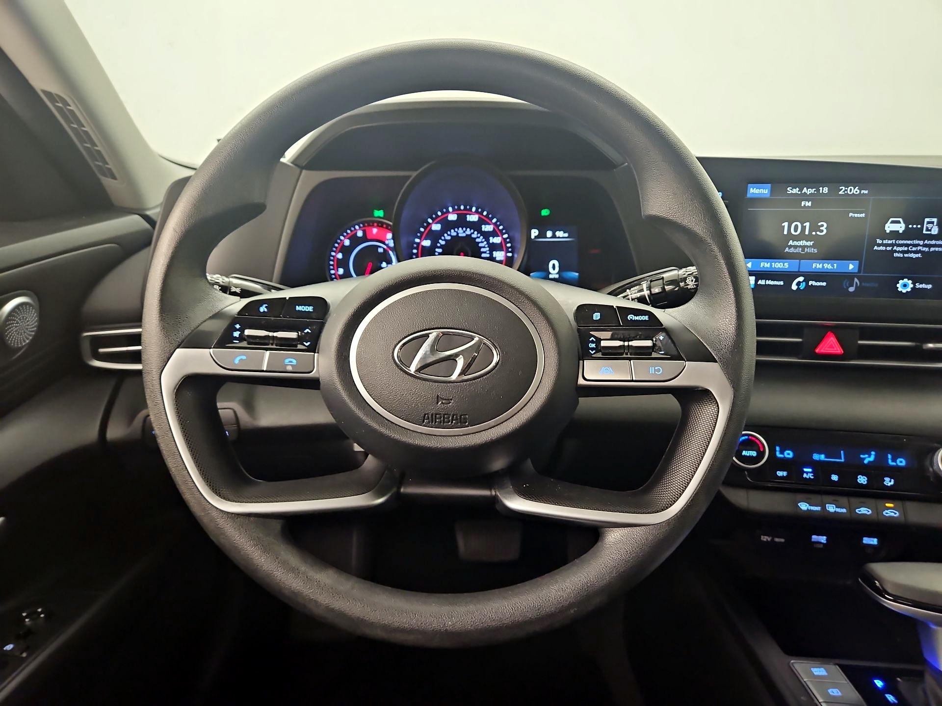 Thumbnail: 2023 Hyundai Elantra - 10