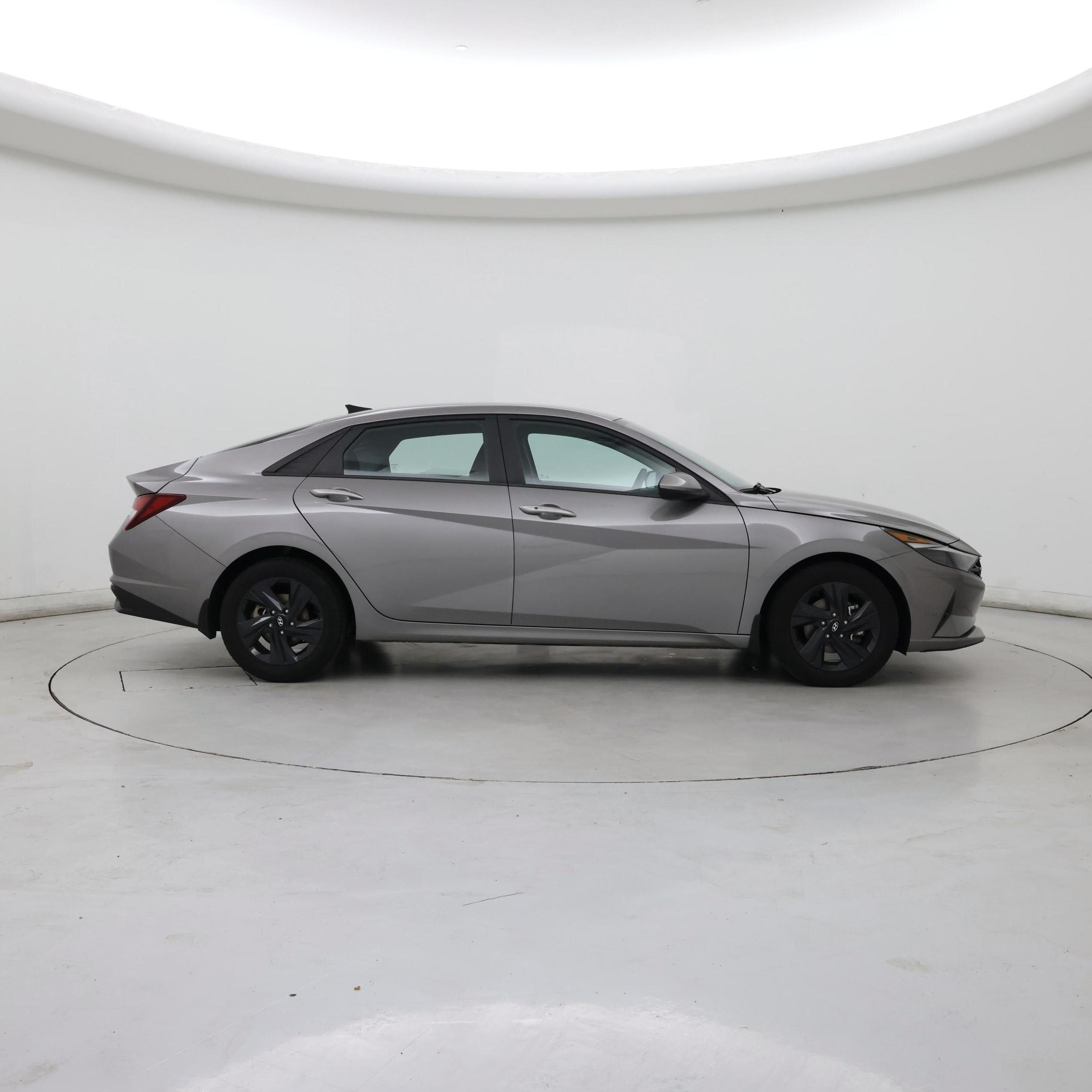 Thumbnail: 2023 Hyundai Elantra - 7