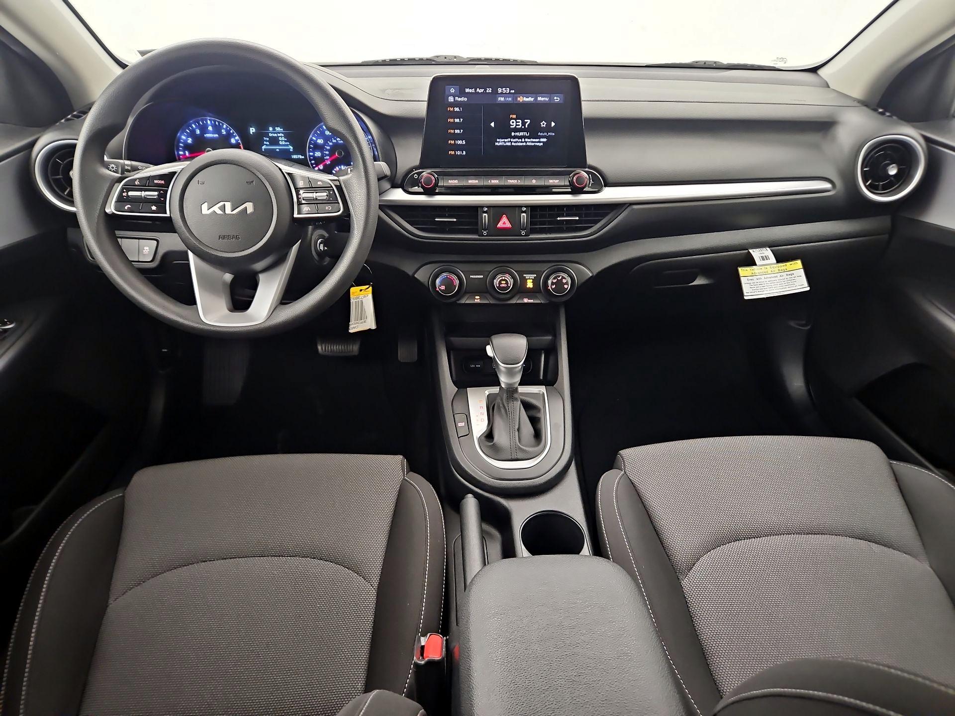 Thumbnail: 2023 Kia Forte - 9