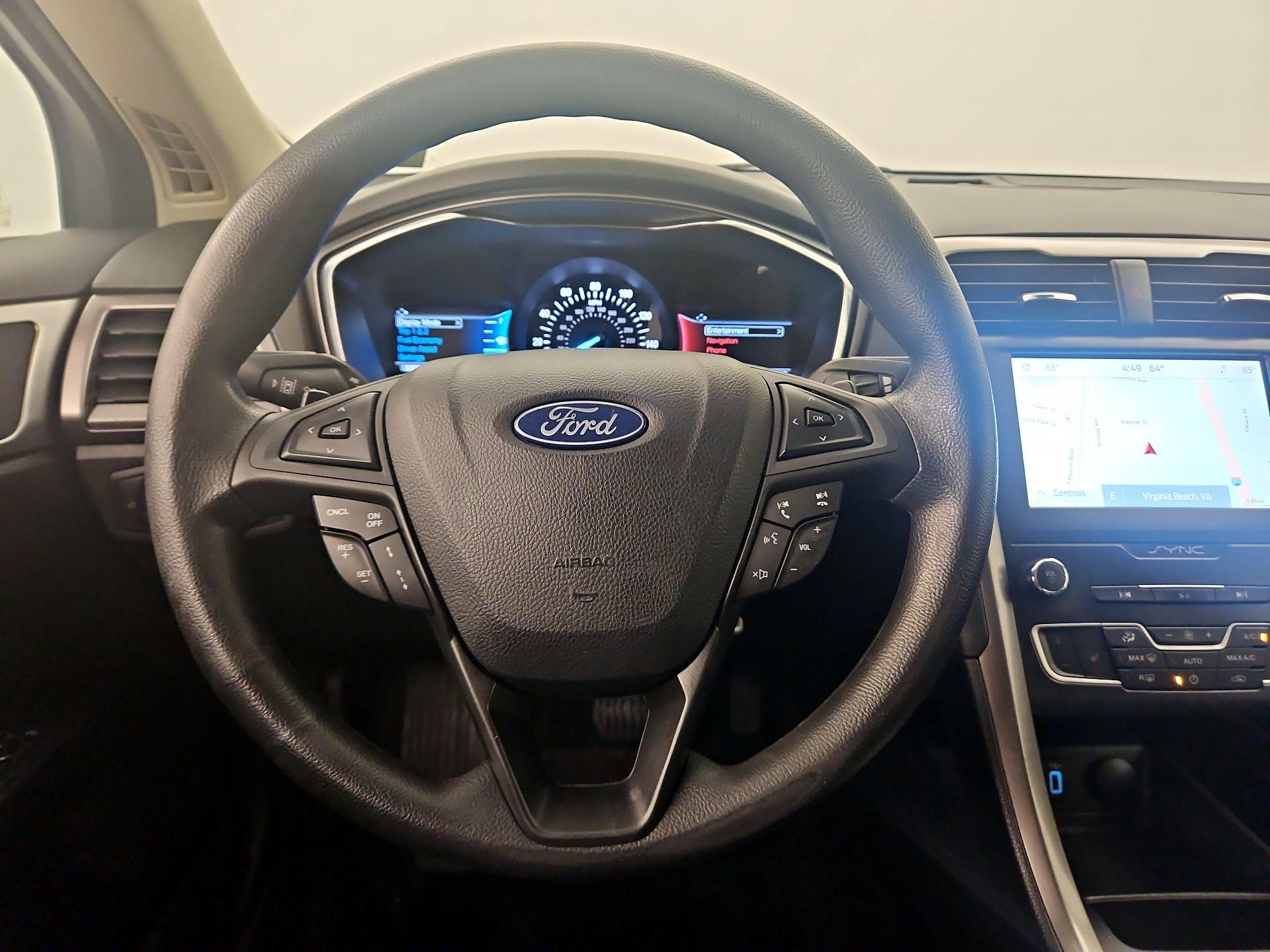 Thumbnail: 2020 Ford Fusion - 10