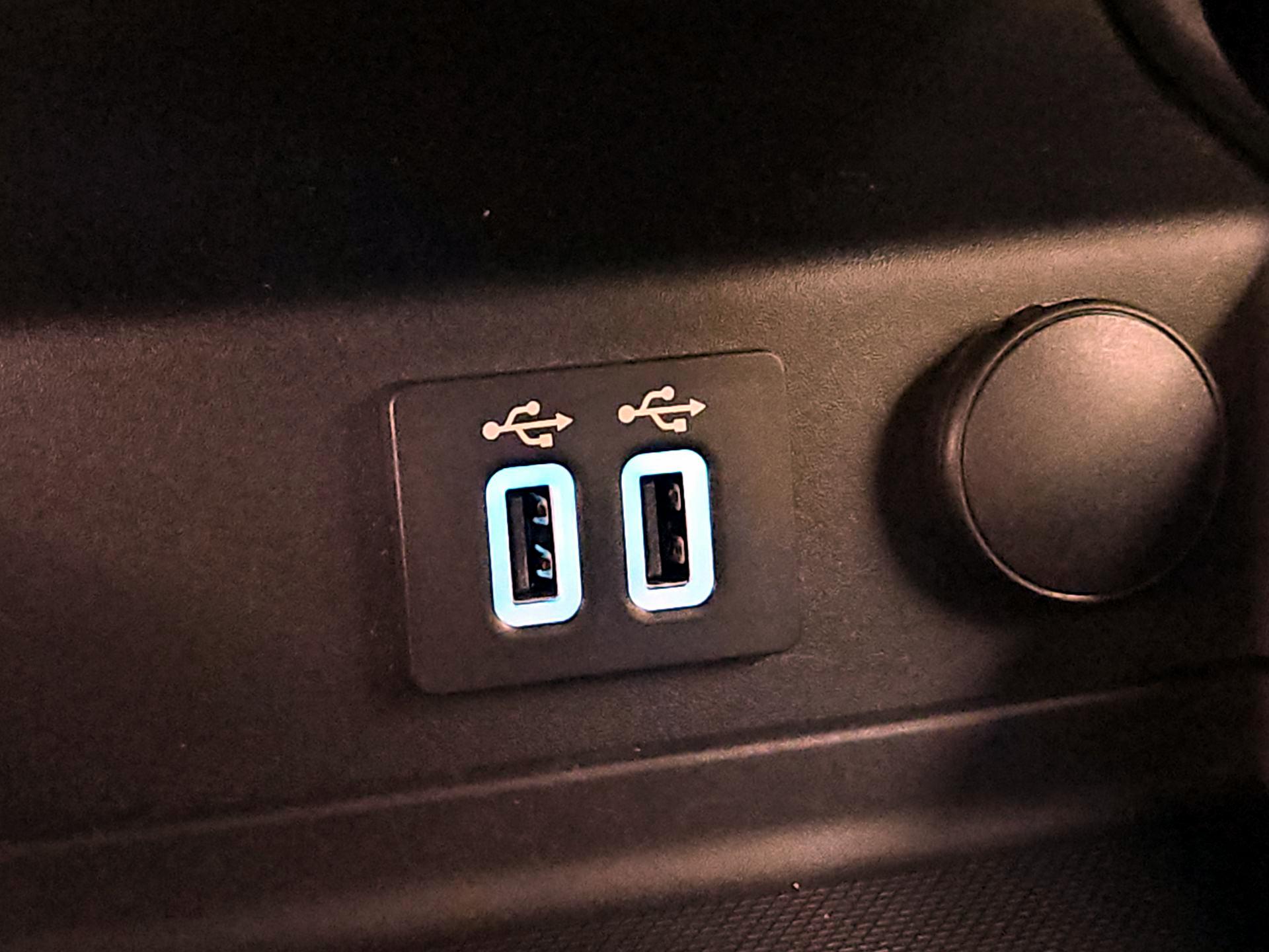 Thumbnail: 2020 Ford Fusion - 19