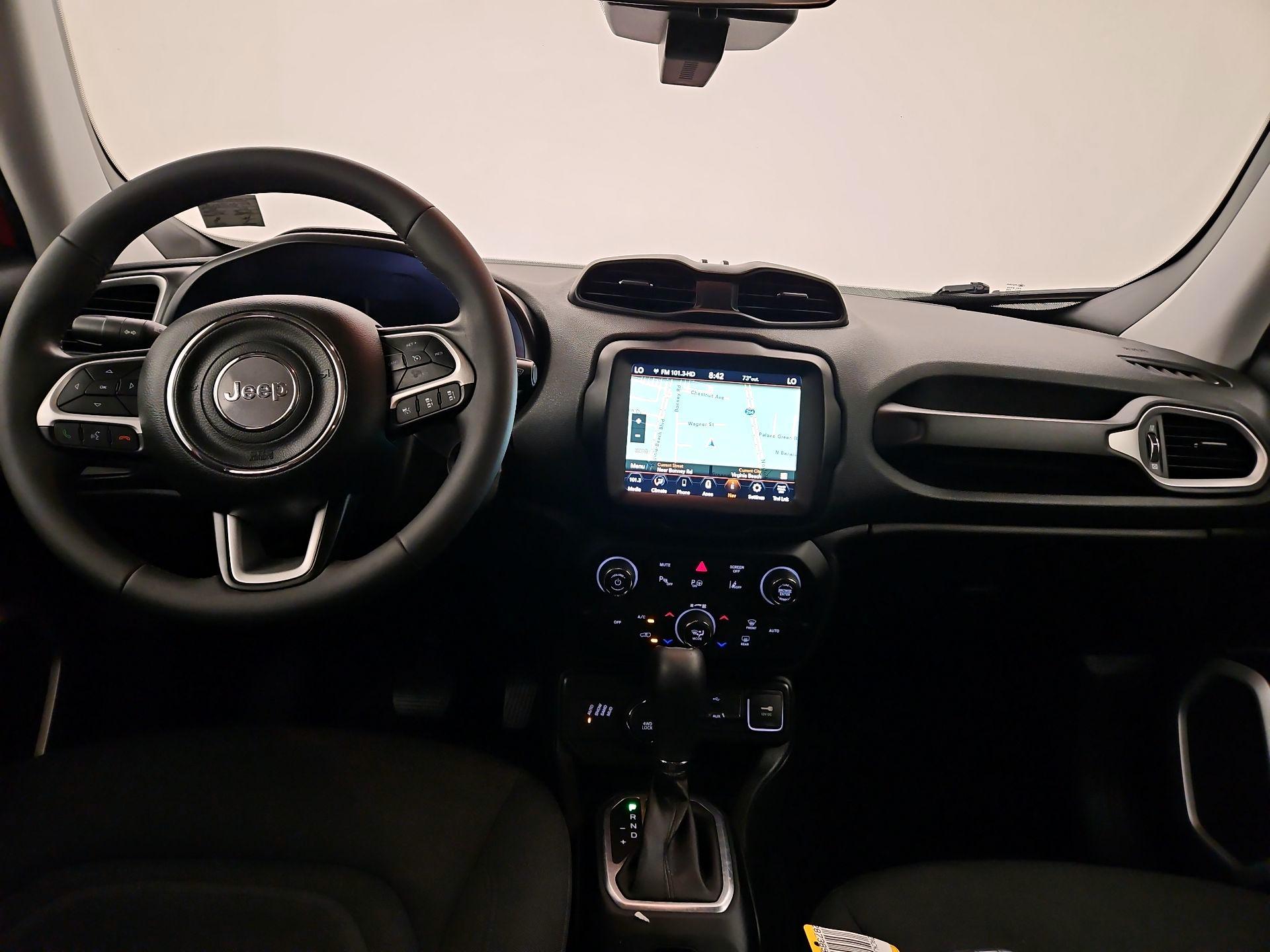 Thumbnail: 2021 Jeep Renegade - 9