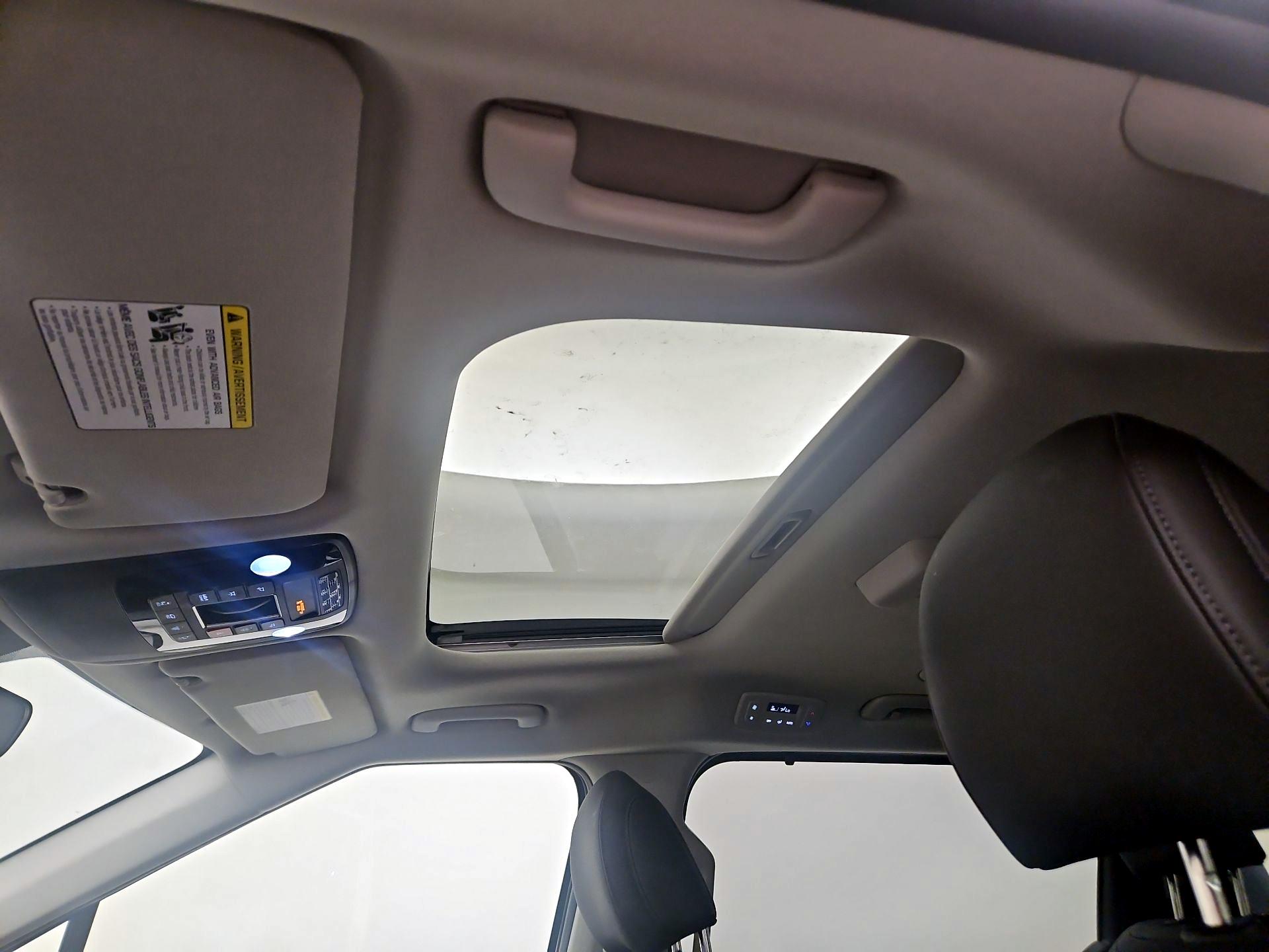 Thumbnail: 2026 Kia Carnival - 20