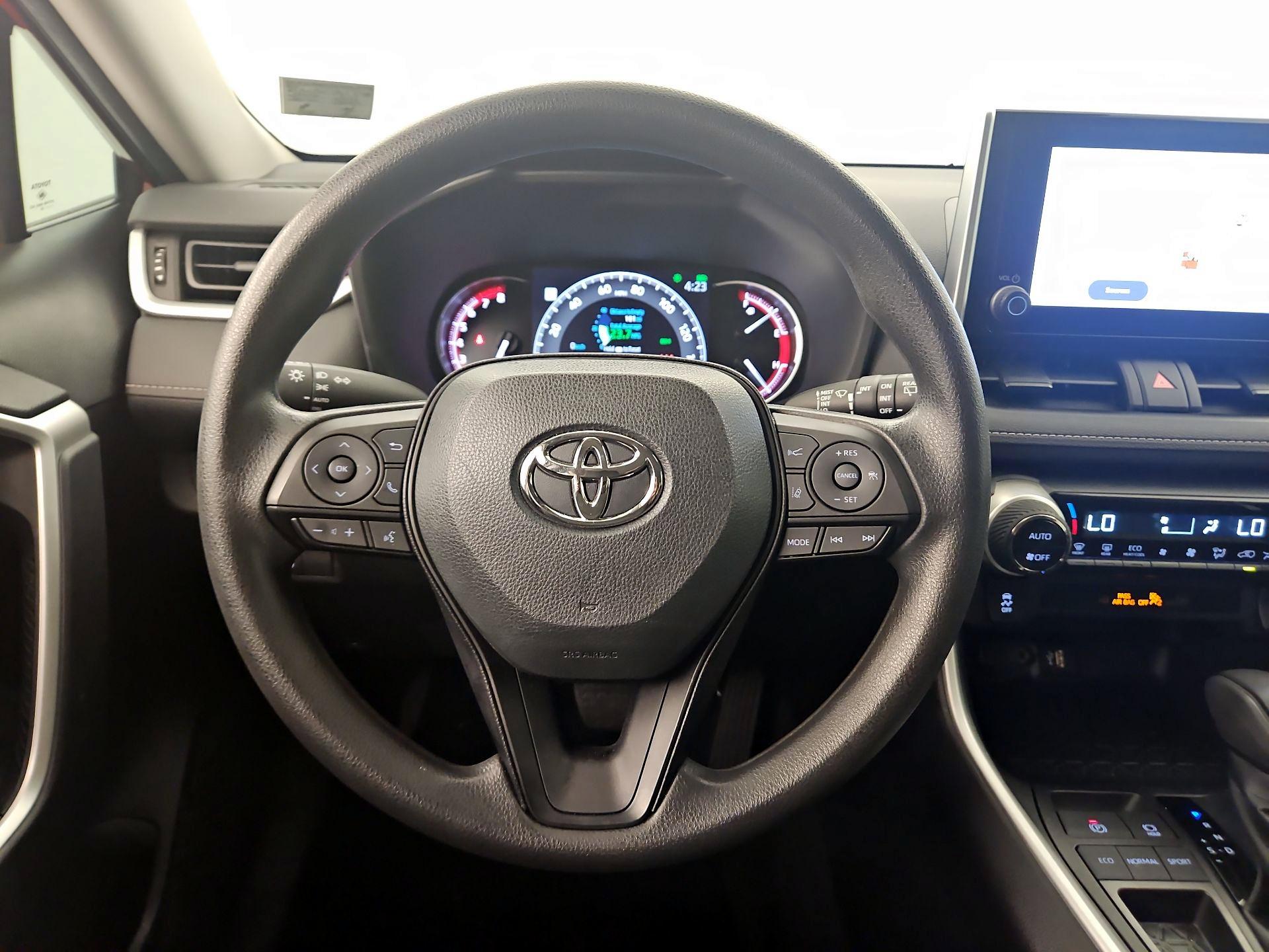 Thumbnail: 2023 Toyota RAV4 - 10