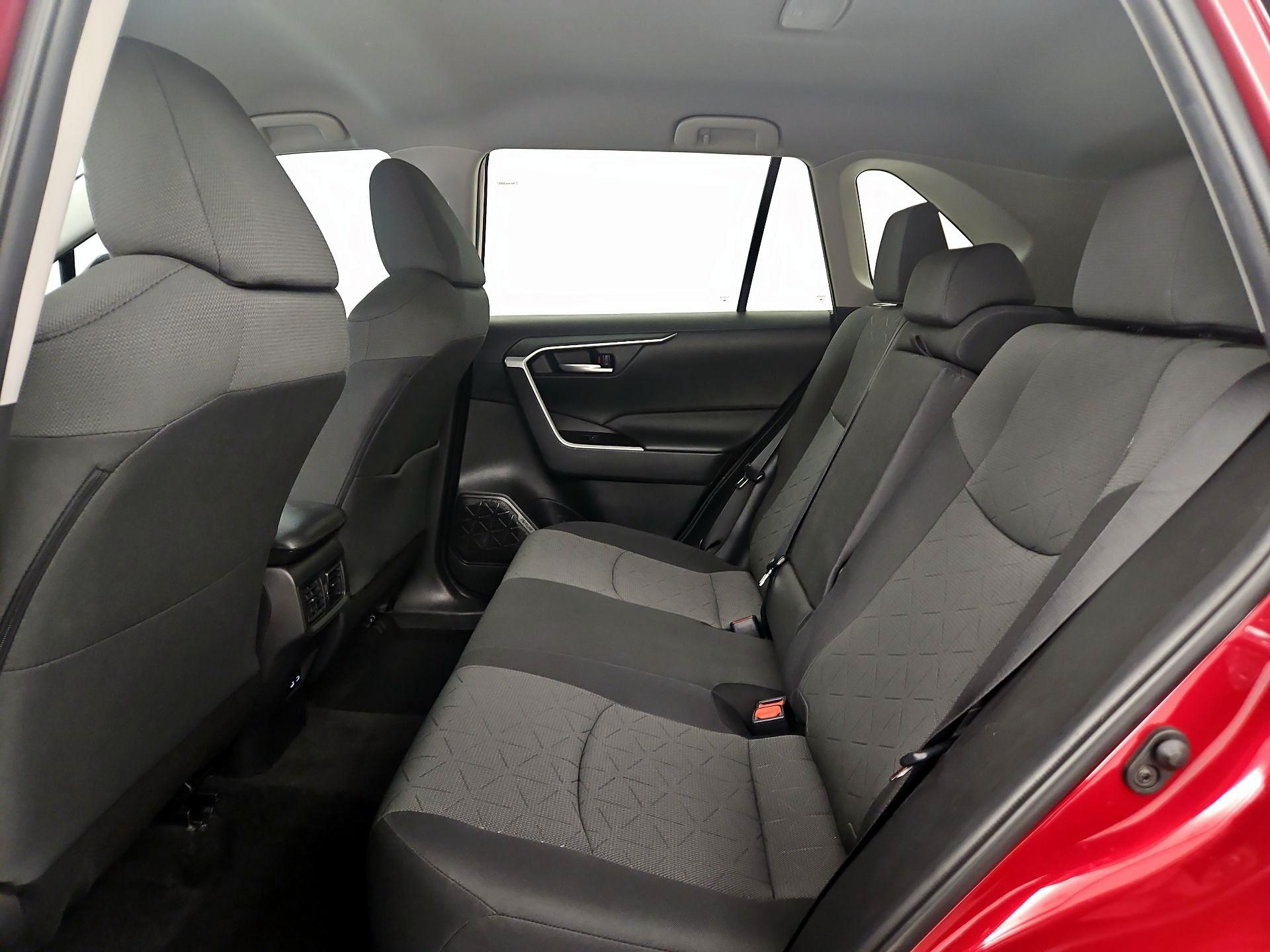 Thumbnail: 2023 Toyota RAV4 - 19