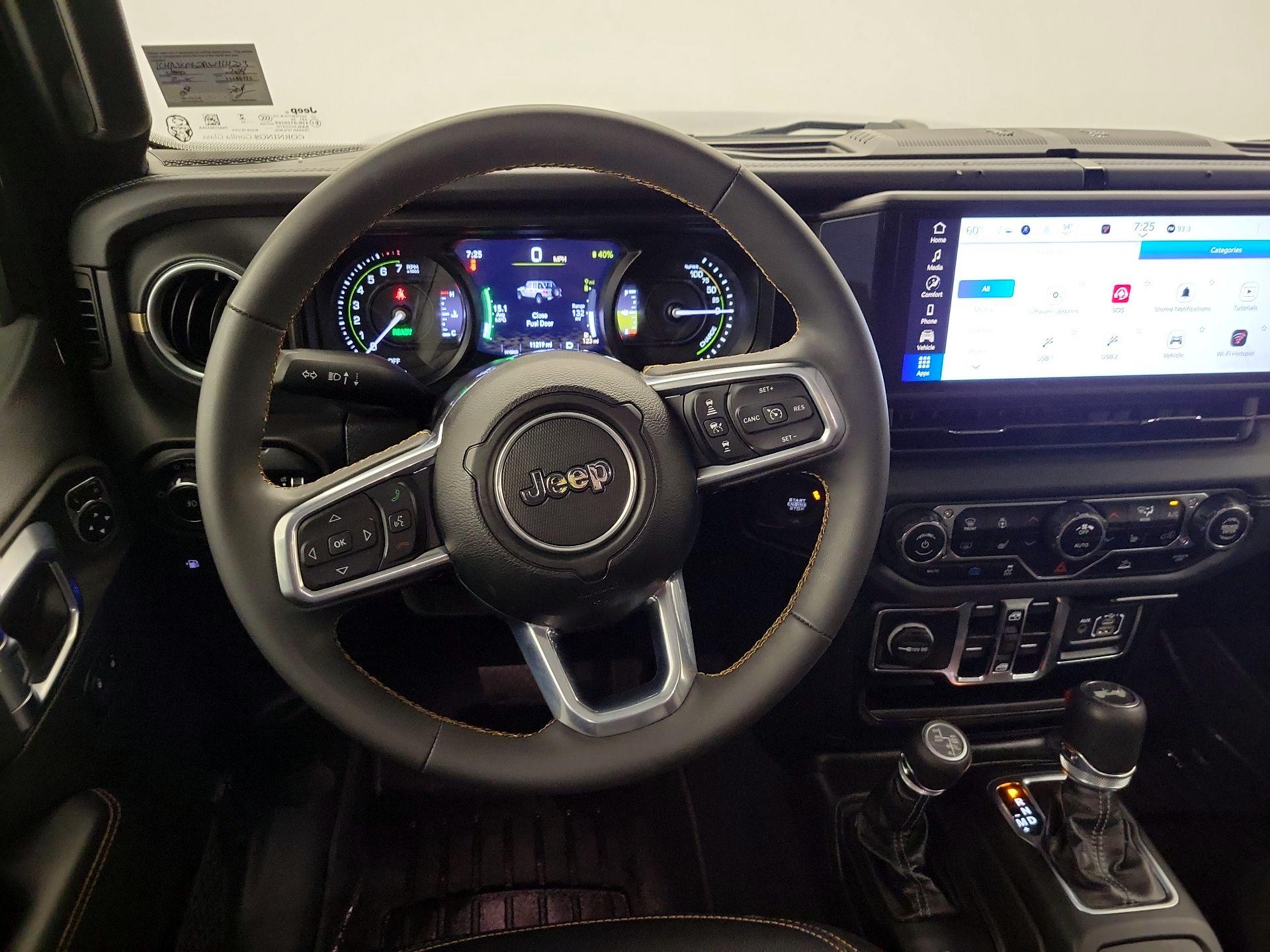 Thumbnail: 2024 Jeep Wrangler - 10