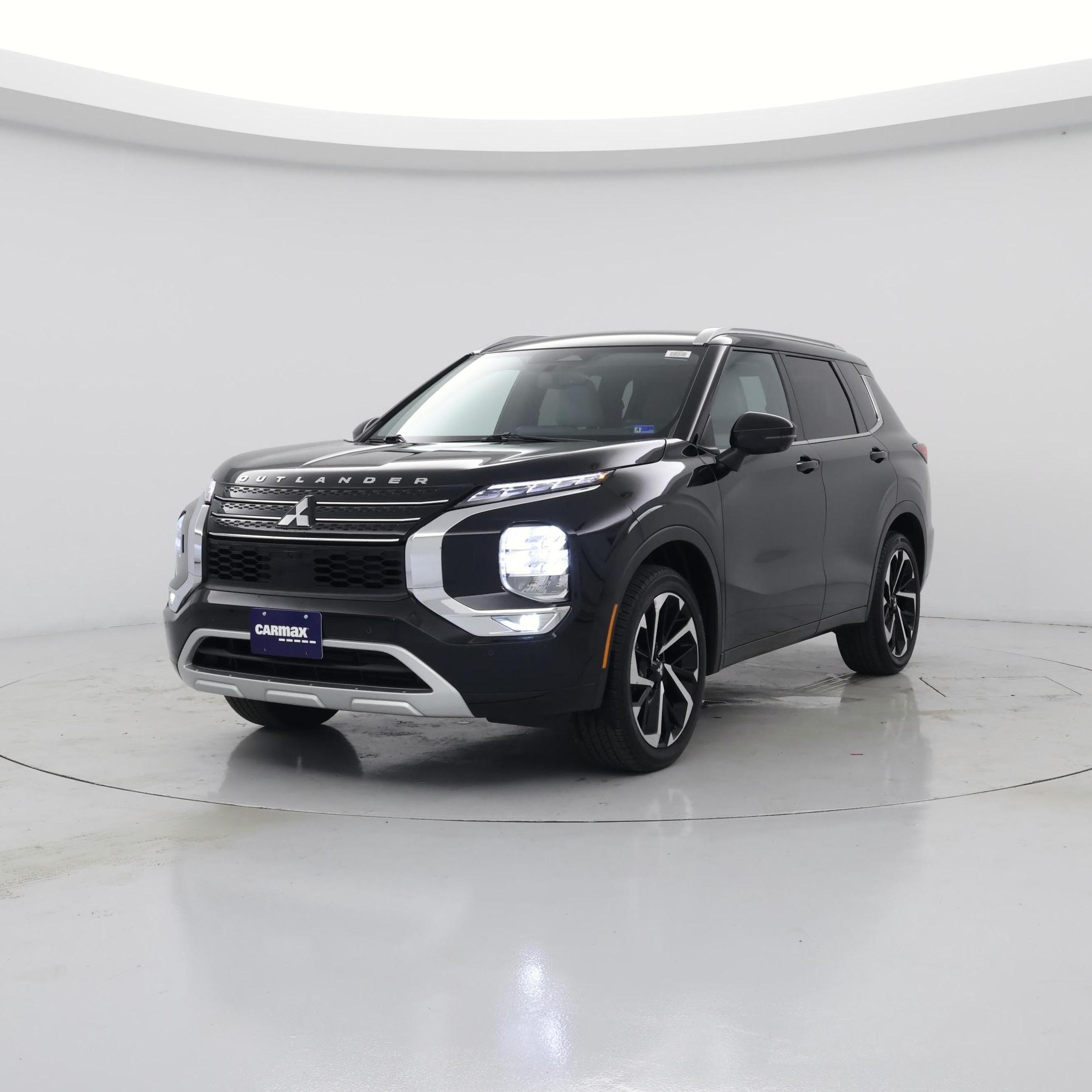 Thumbnail: 2024 Mitsubishi Outlander - 4