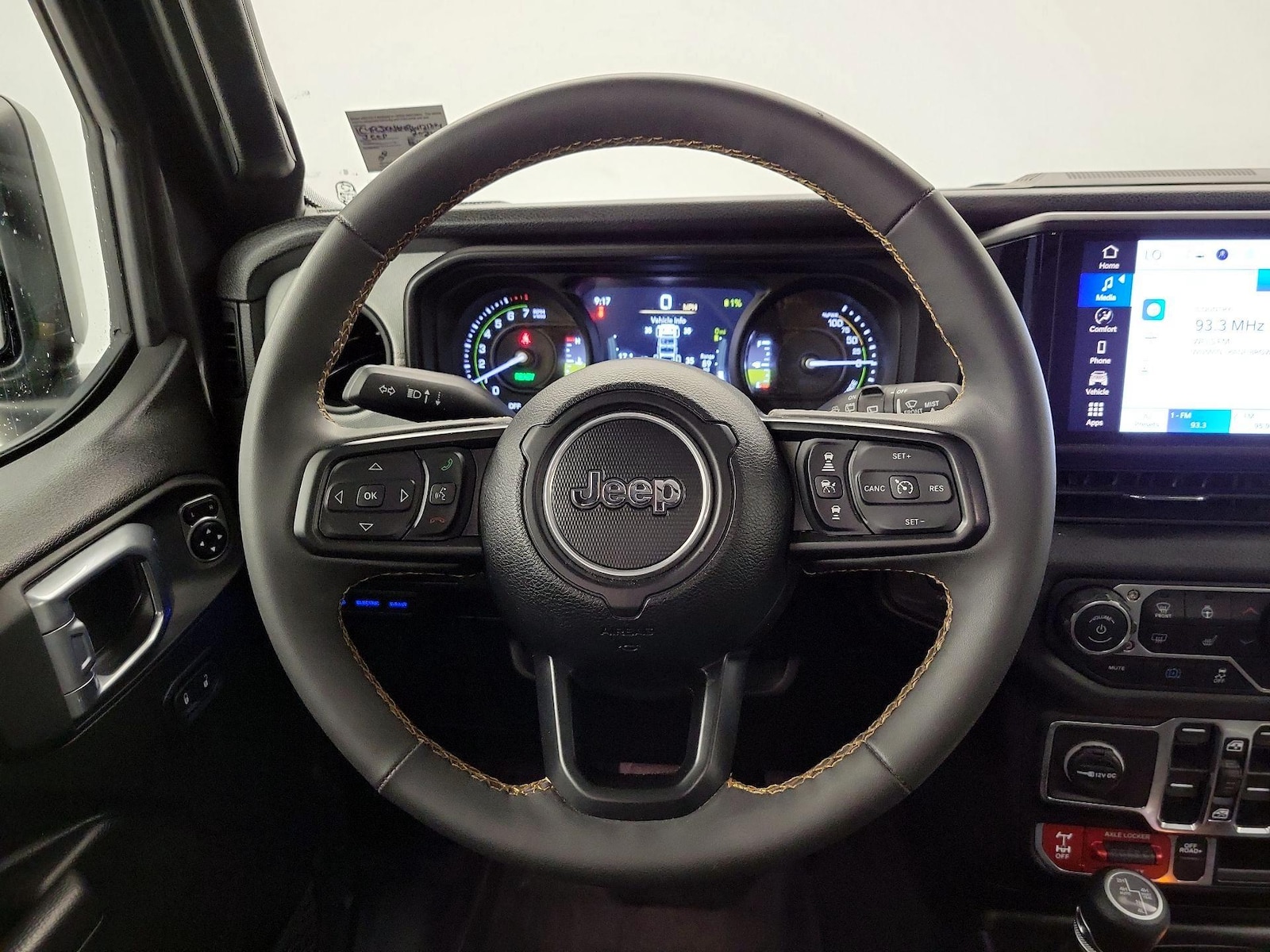 2024 Jeep Wrangler 4xe Willys 4XE - Photo 11