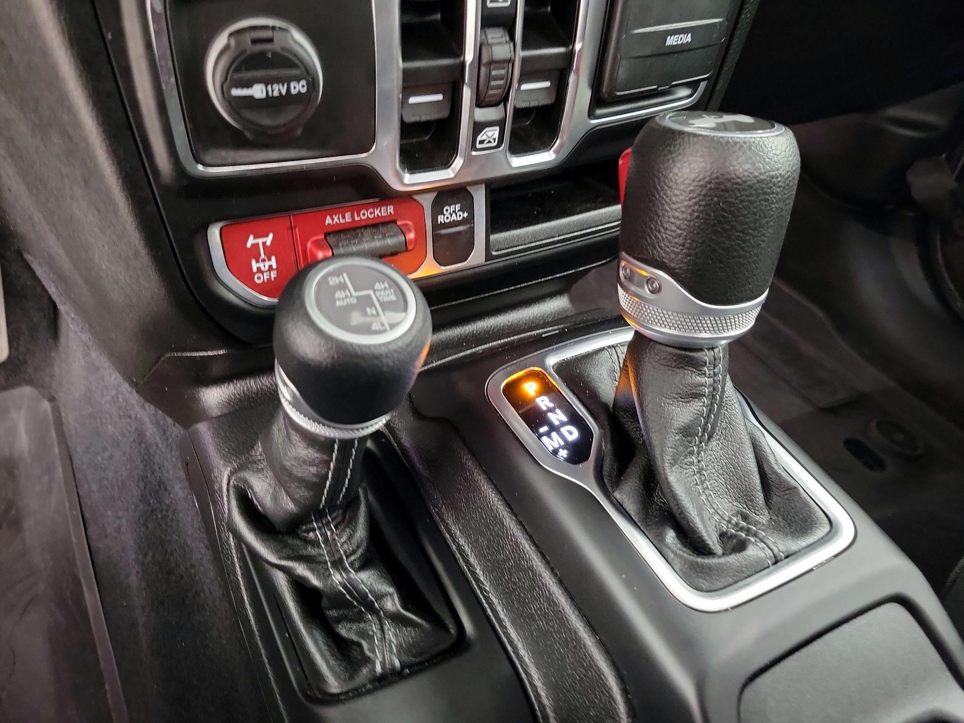 Thumbnail: 2024 Jeep Wrangler - 17