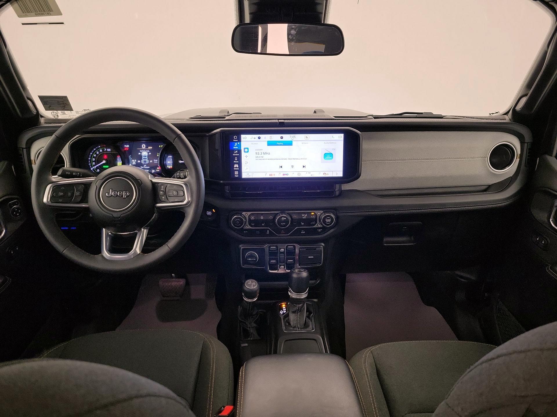 Thumbnail: 2024 Jeep Wrangler - 9