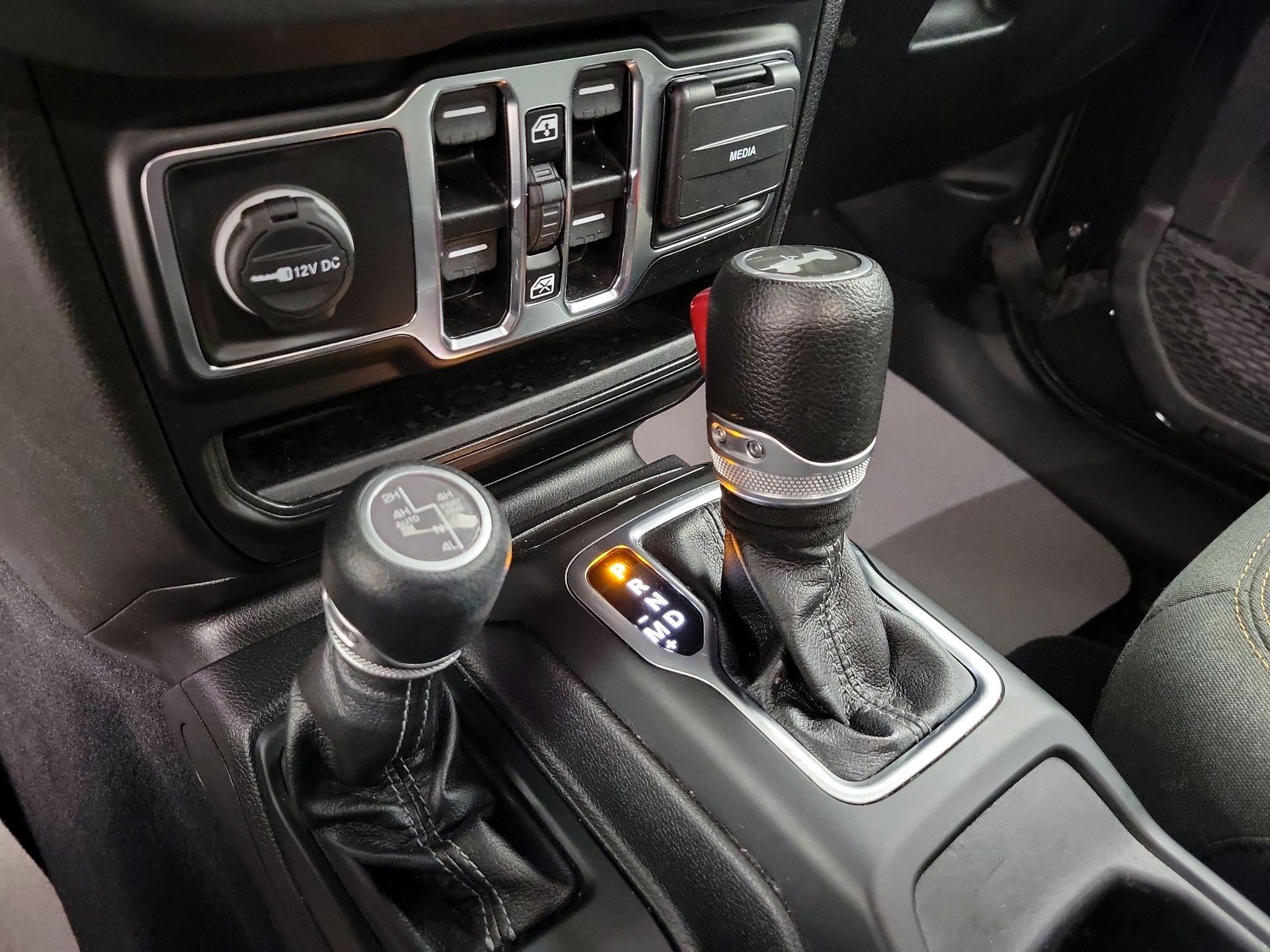 Thumbnail: 2024 Jeep Wrangler - 17