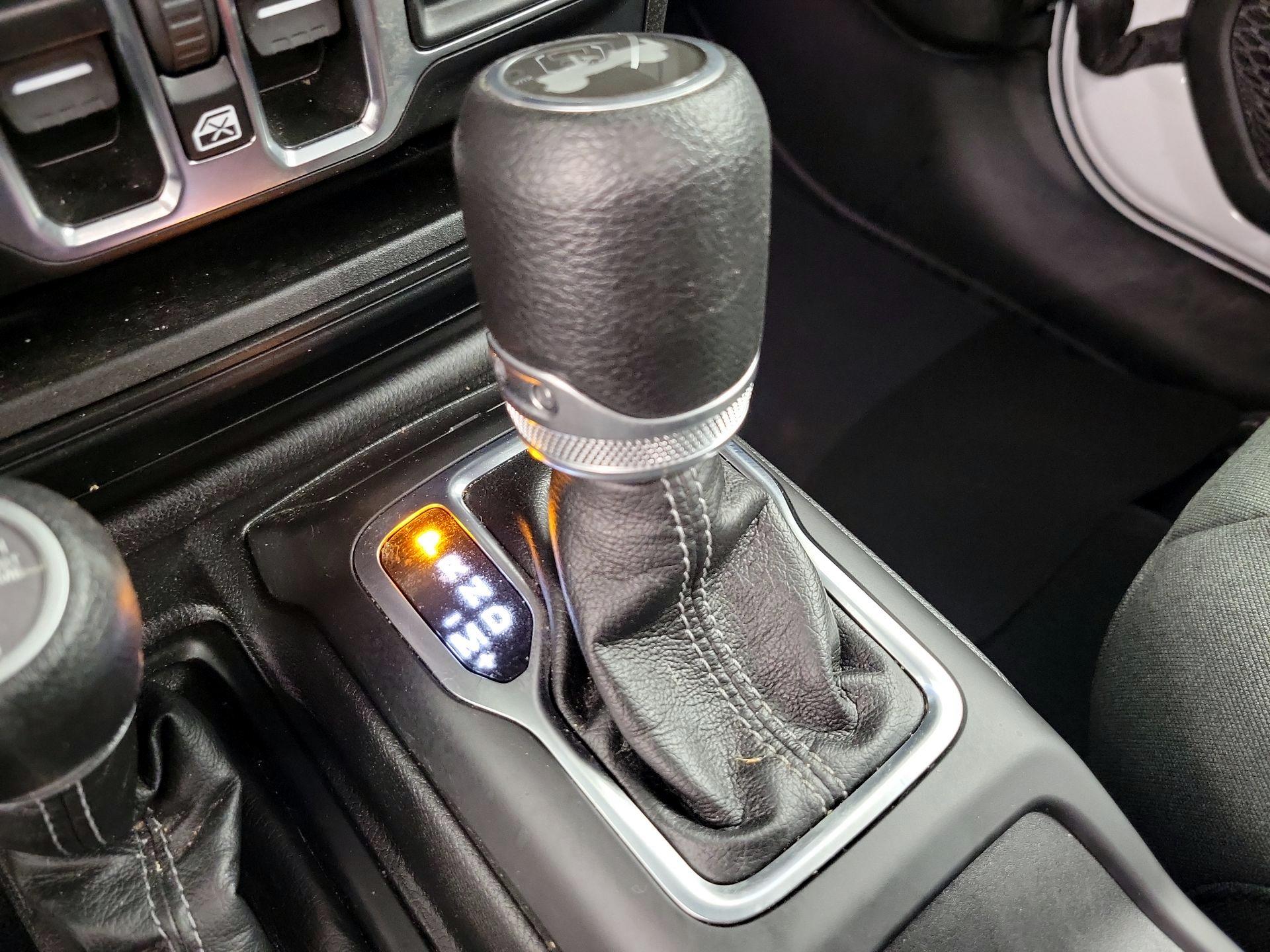 Thumbnail: 2024 Jeep Wrangler - 17
