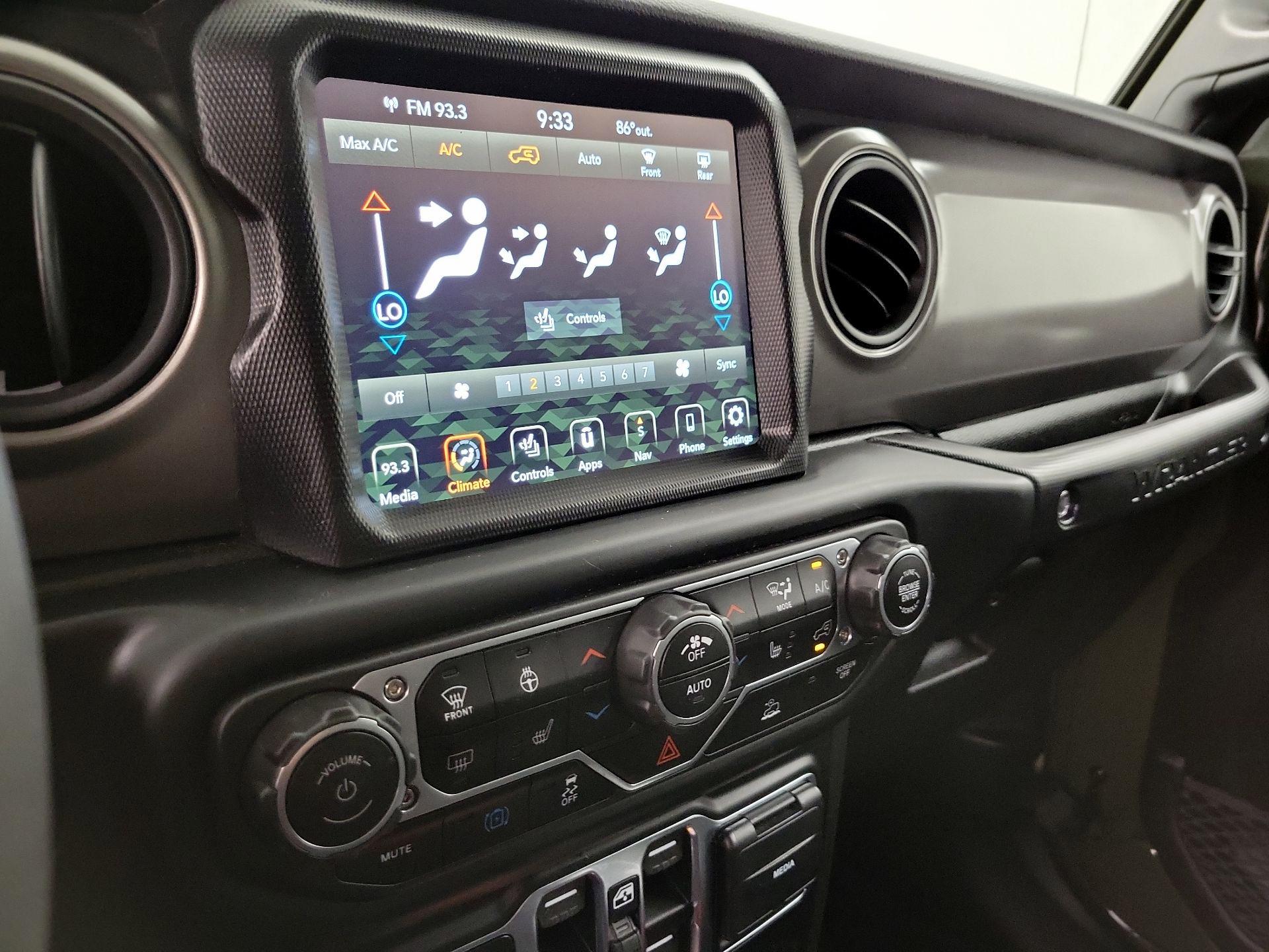 Thumbnail: 2023 Jeep Wrangler - 17