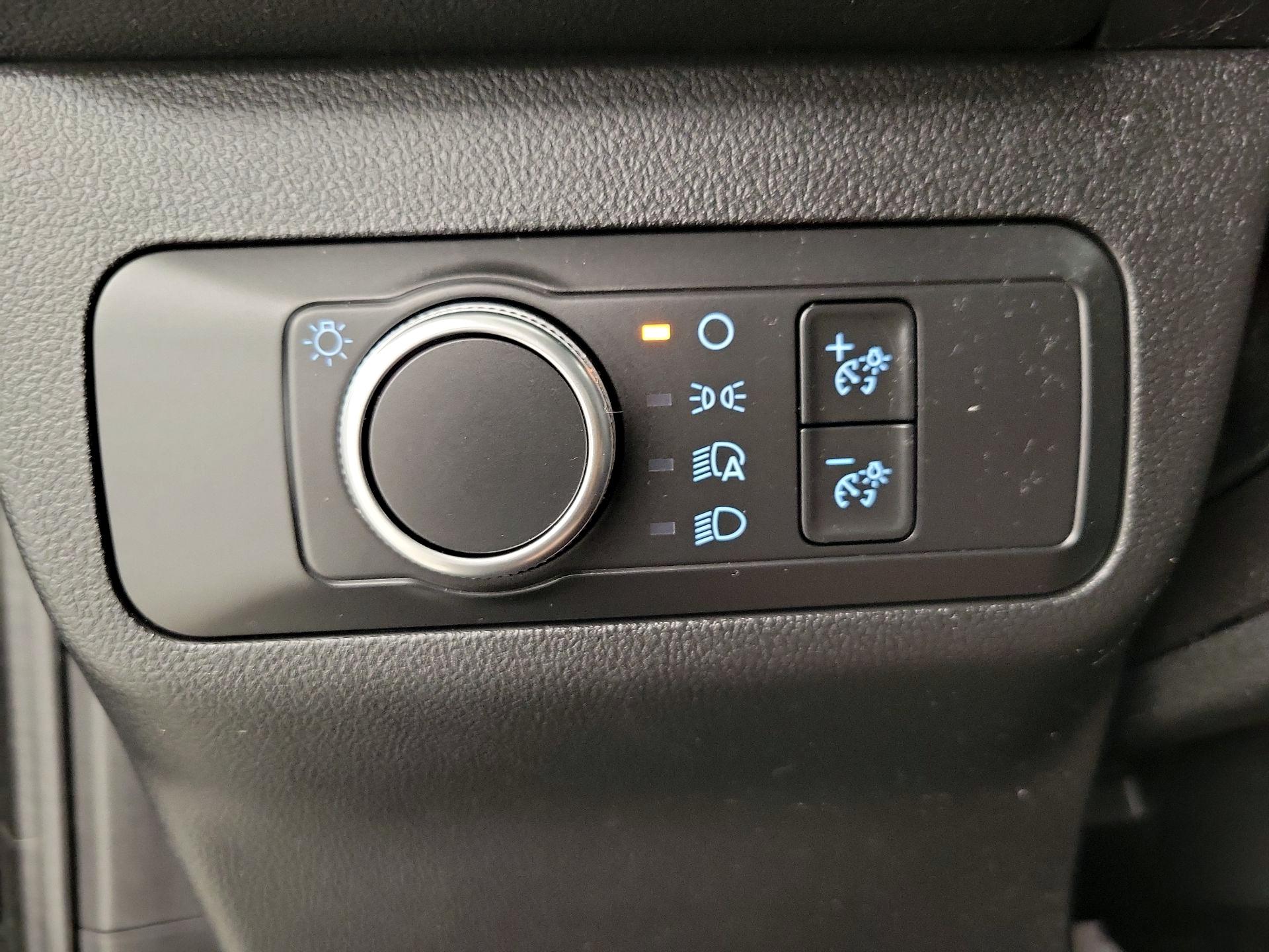 Thumbnail: 2020 Ford Escape - 13