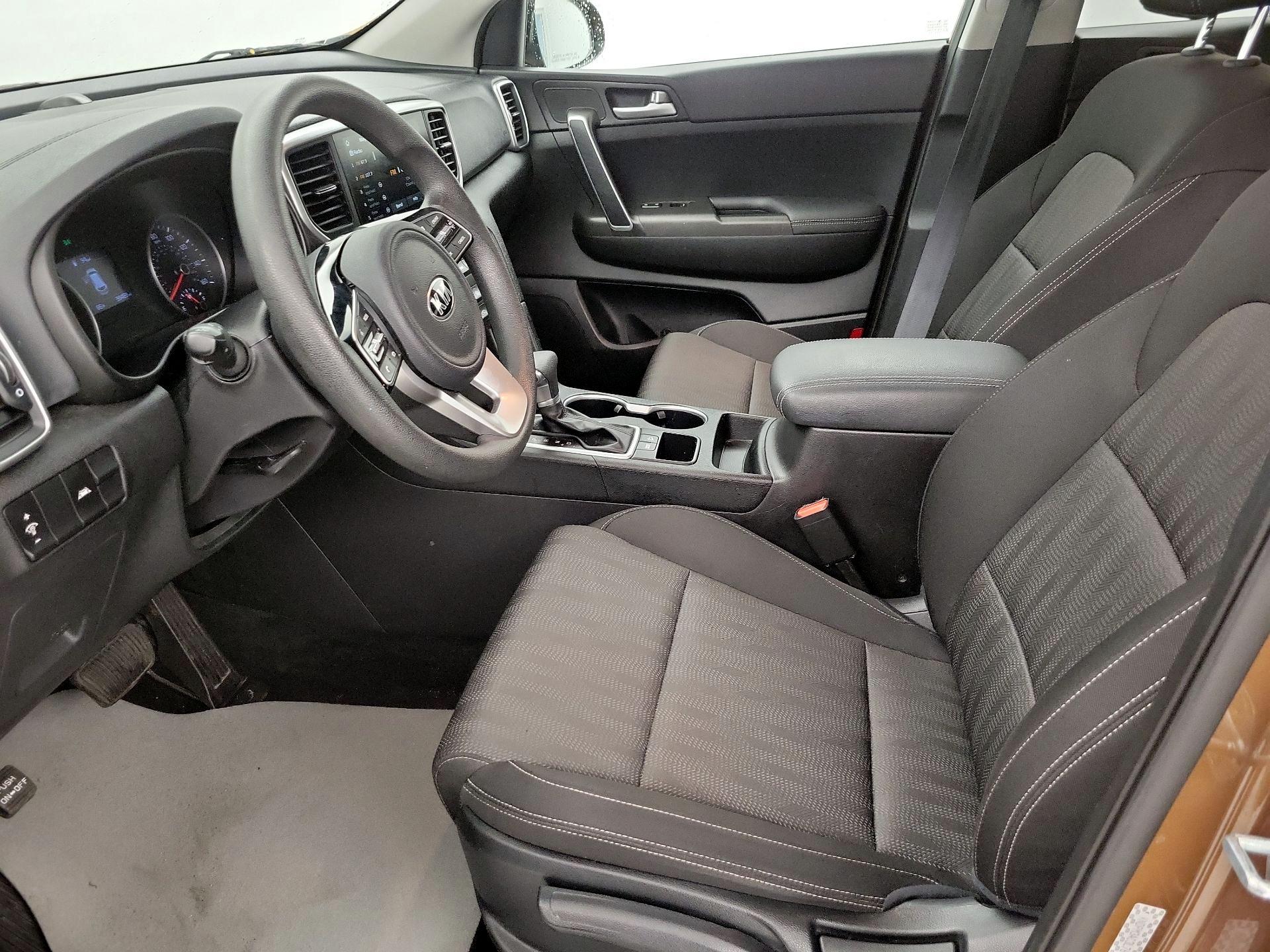 Thumbnail: 2020 Kia Sportage - 11