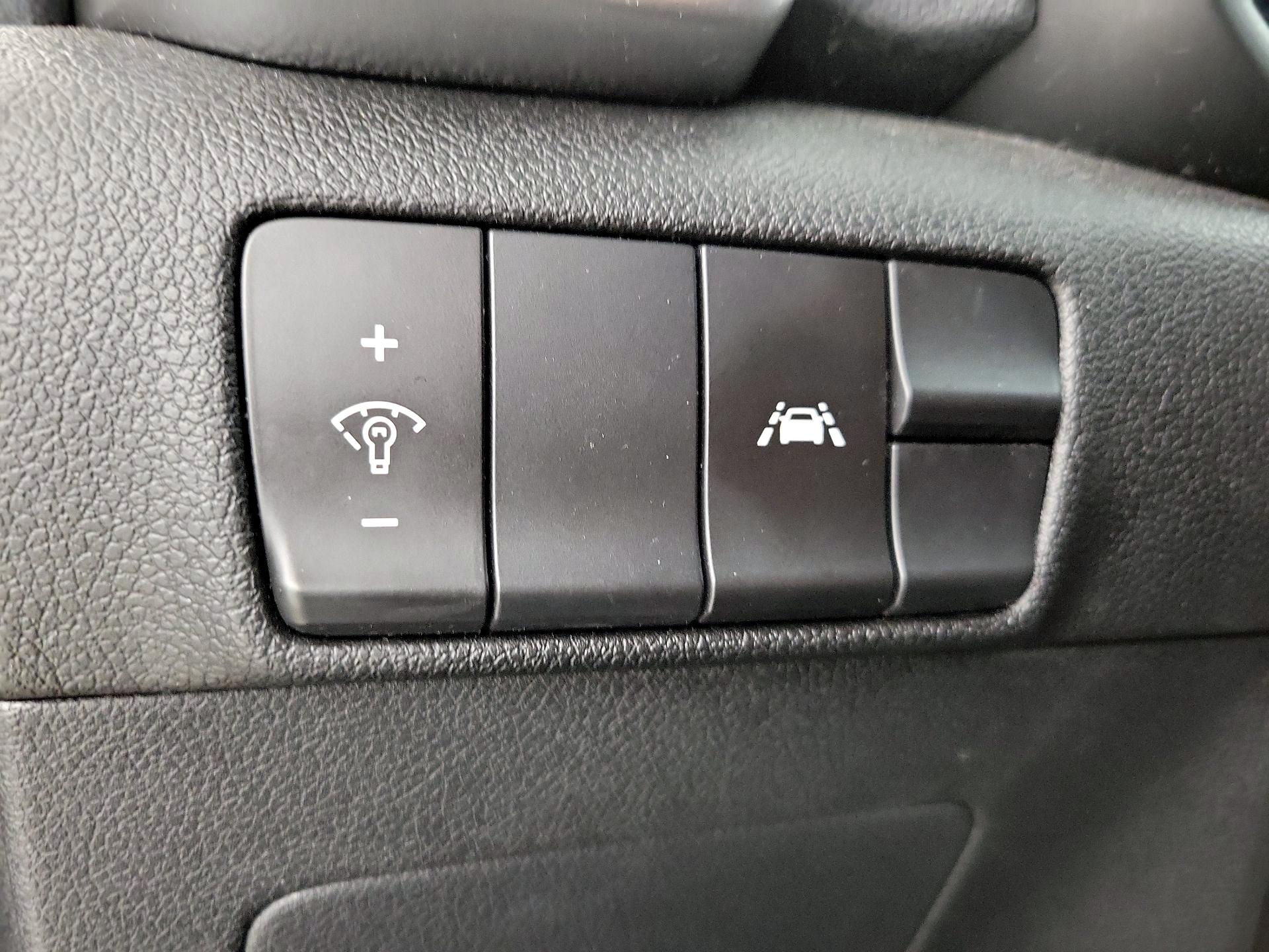 Thumbnail: 2020 Kia Sportage - 13