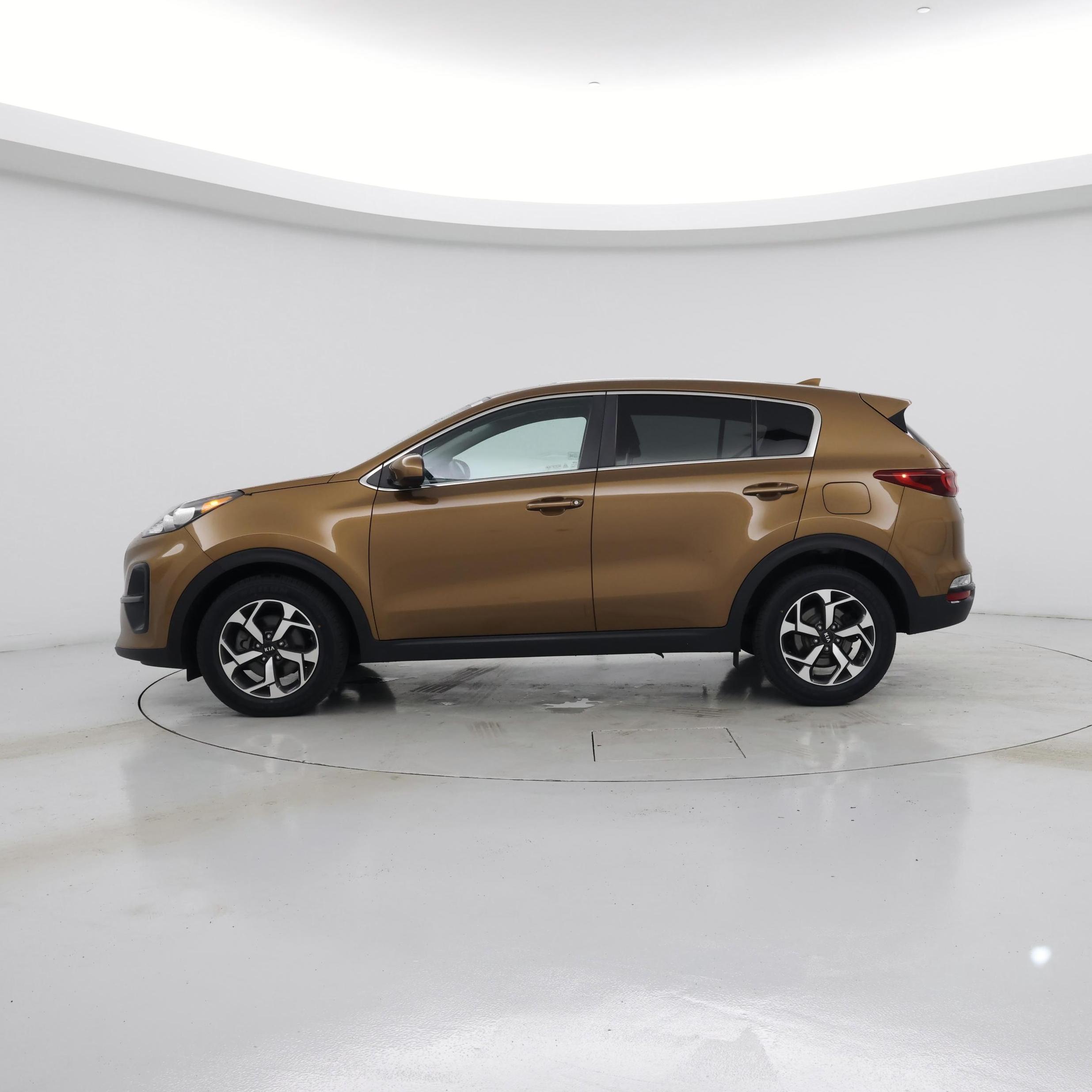 Thumbnail: 2020 Kia Sportage - 3