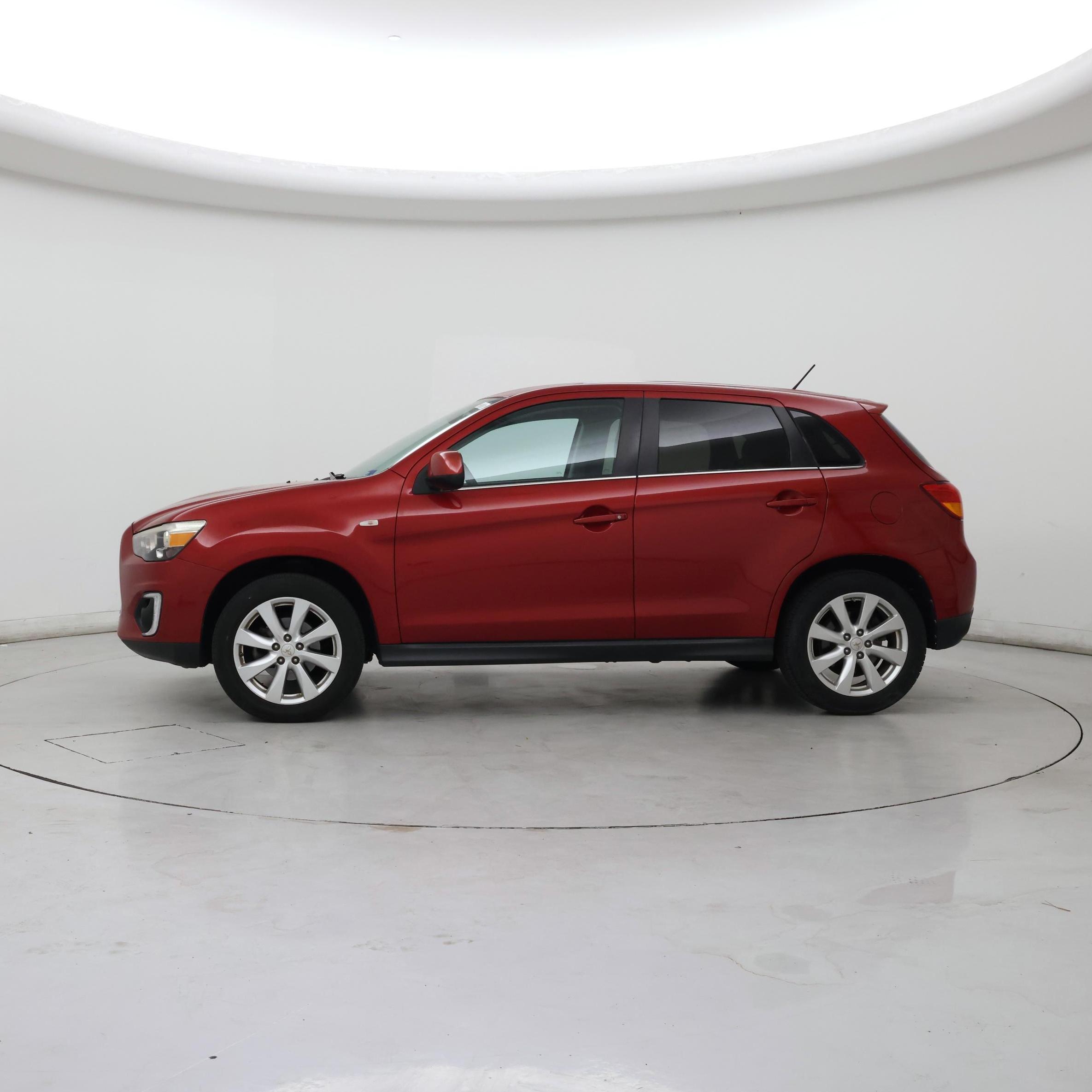 Thumbnail: 2015 Mitsubishi Outlander Sport - 3