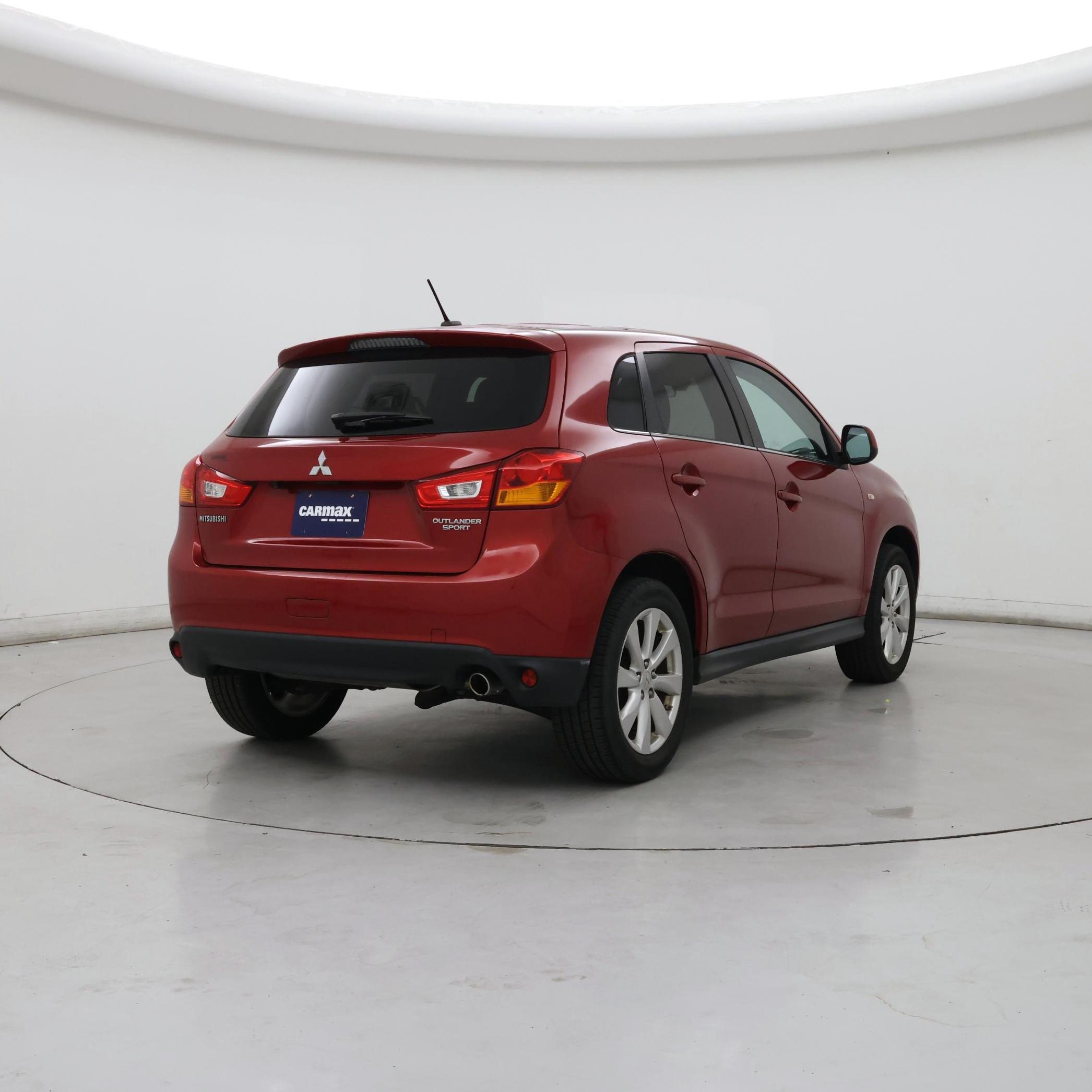 Thumbnail: 2015 Mitsubishi Outlander Sport - 8