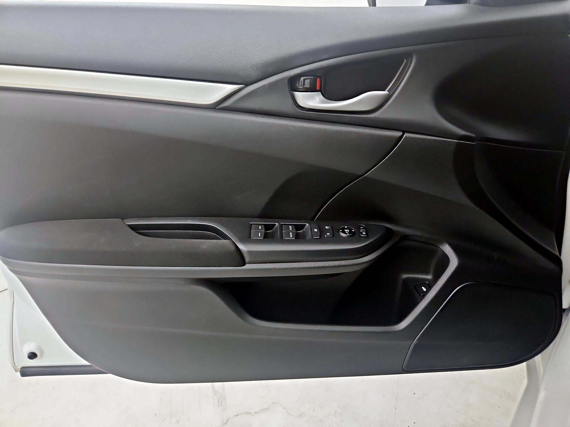 Thumbnail: 2020 Honda Civic - 12