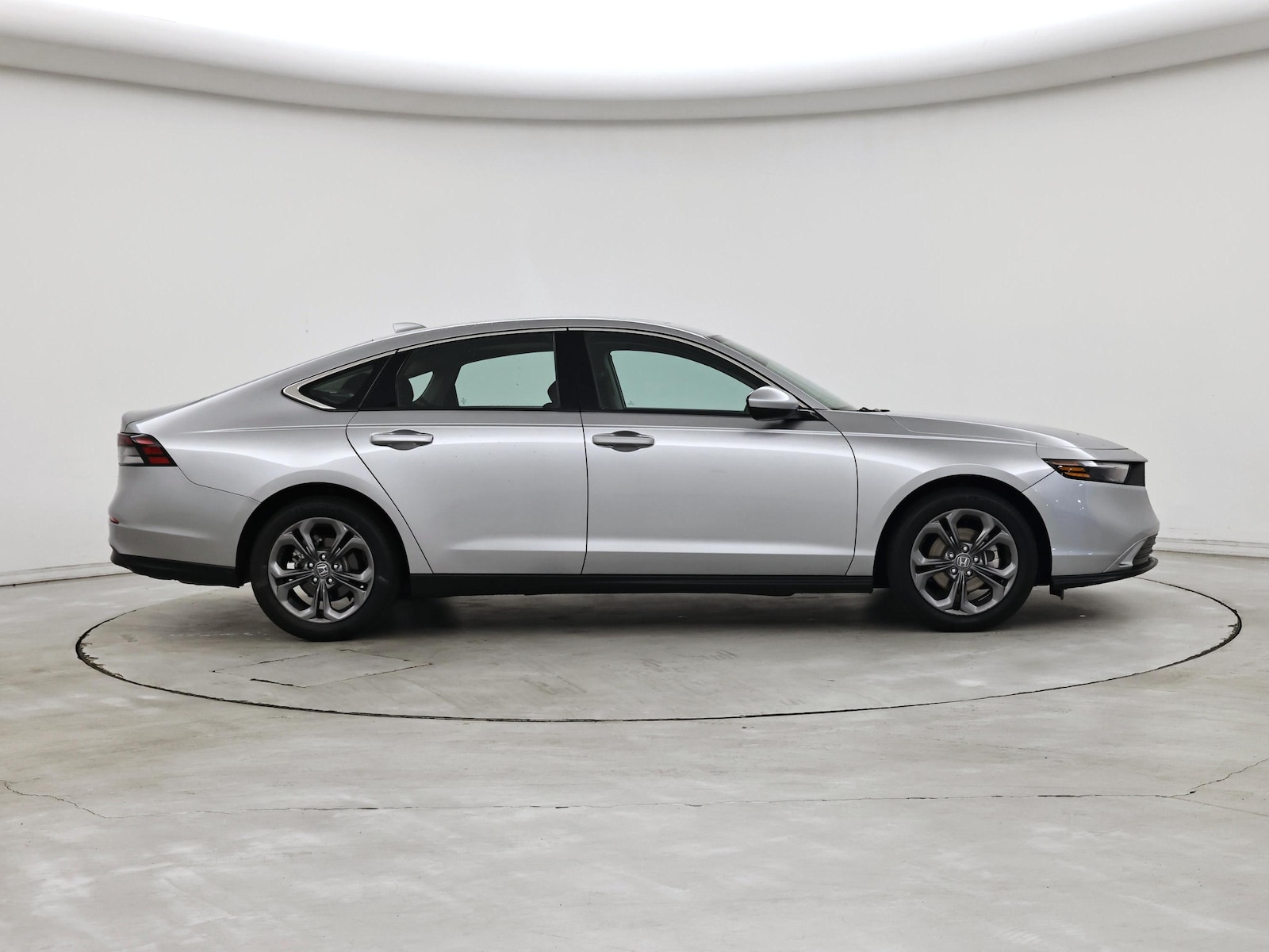 2023 Honda Accord EX - Photo 8