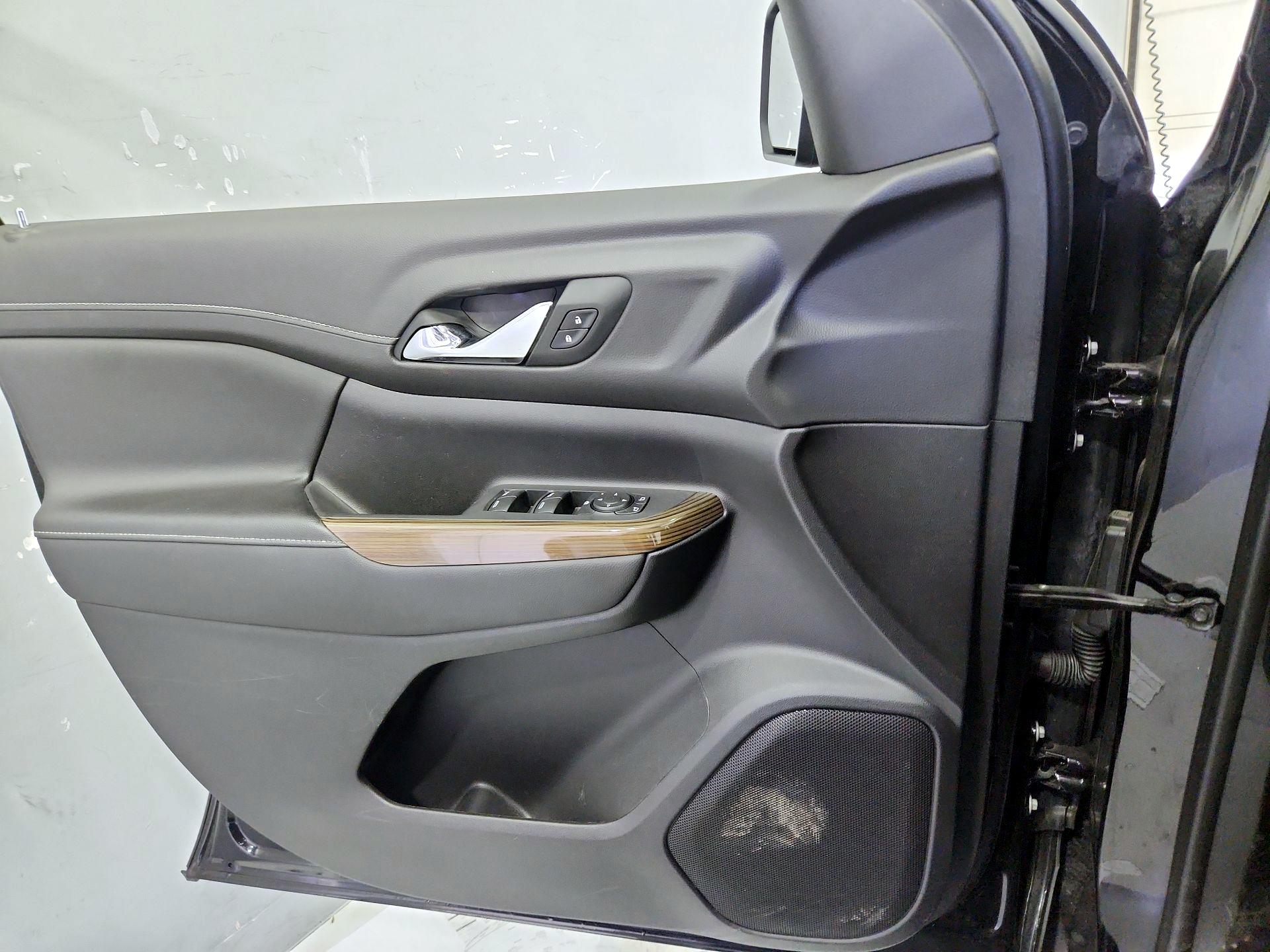 Thumbnail: 2022 GMC Acadia - 12