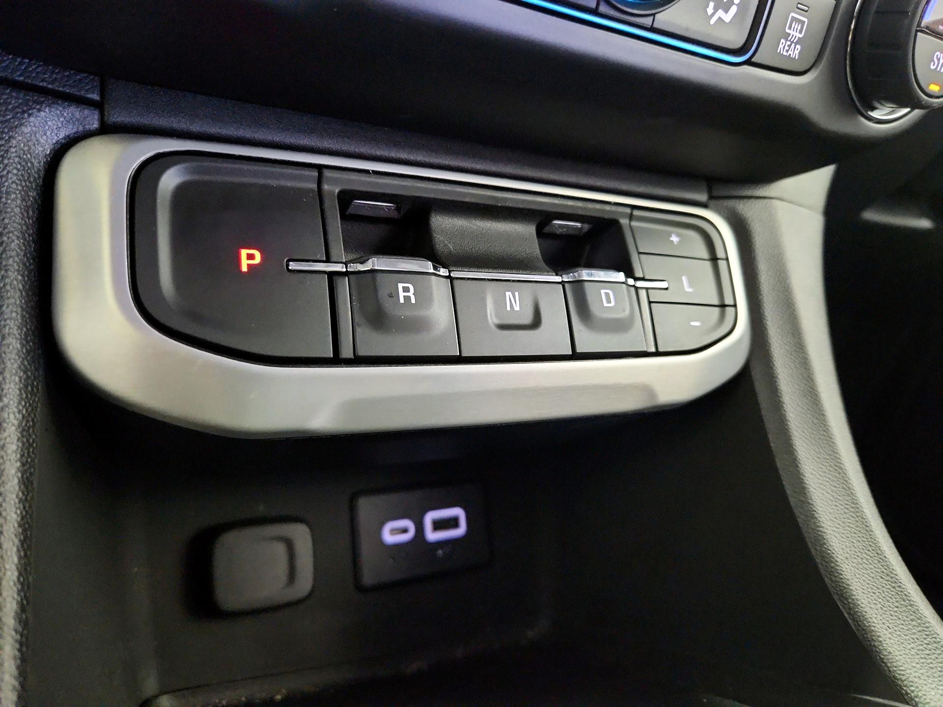 Thumbnail: 2022 GMC Acadia - 17
