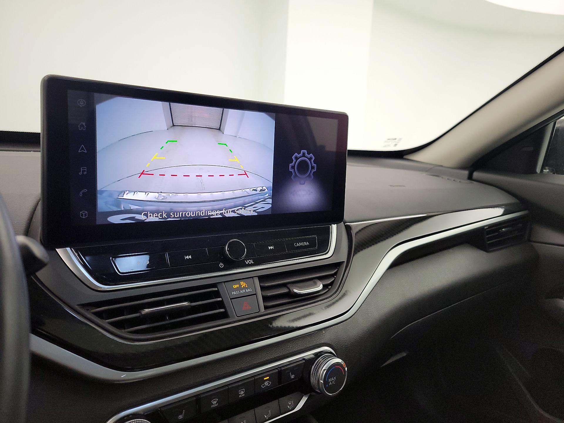 Thumbnail: 2023 Nissan Altima - 15