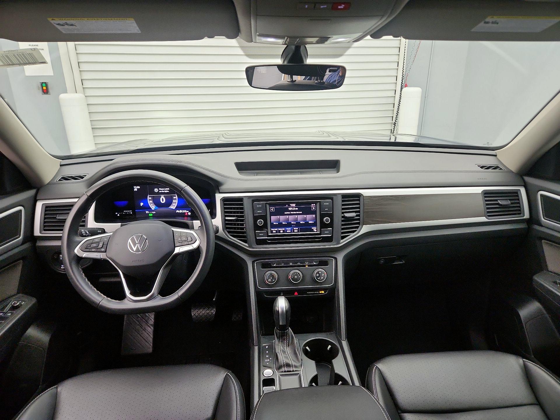 Thumbnail: 2023 Volkswagen Atlas - 9