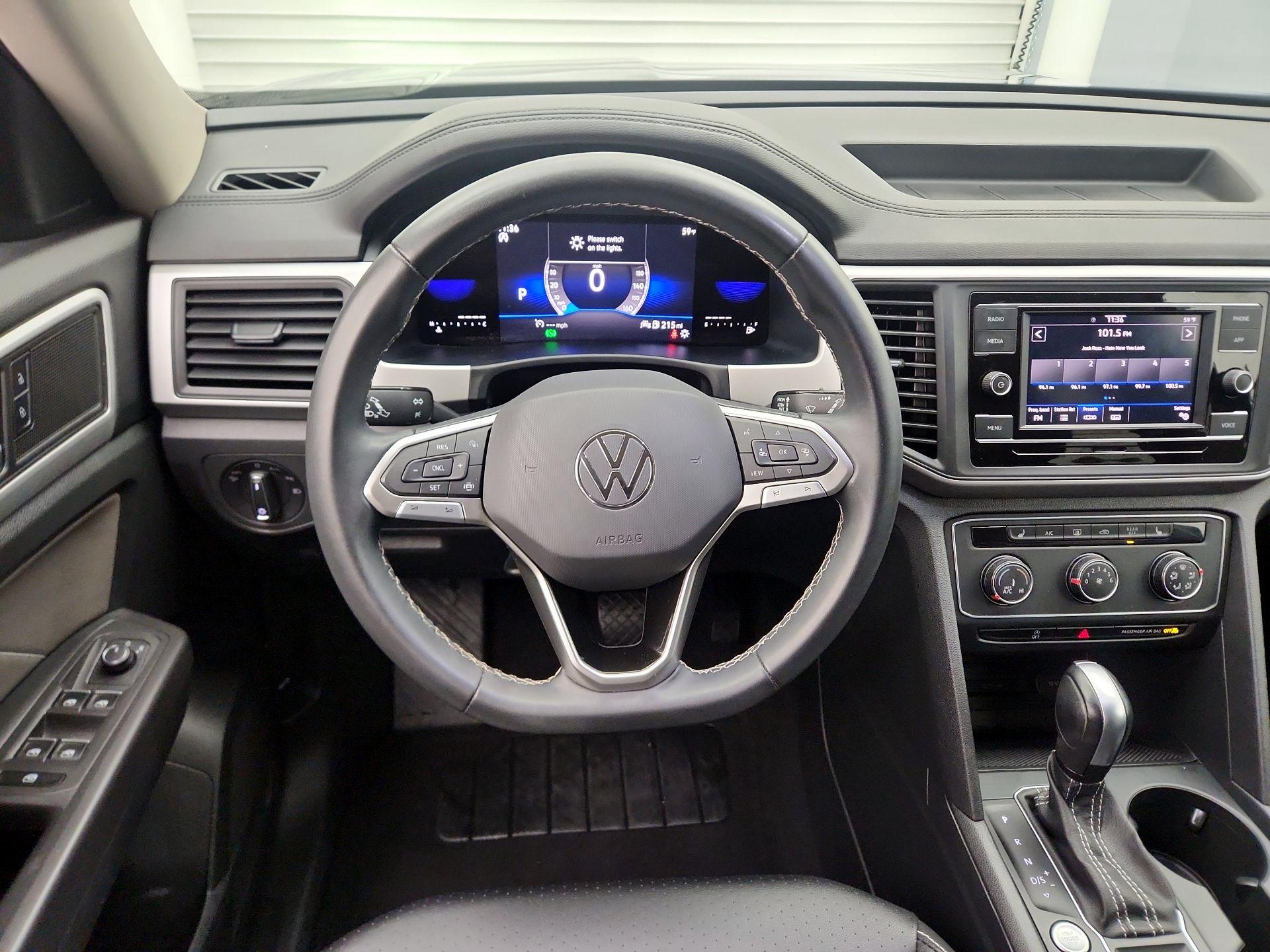 Thumbnail: 2023 Volkswagen Atlas - 10