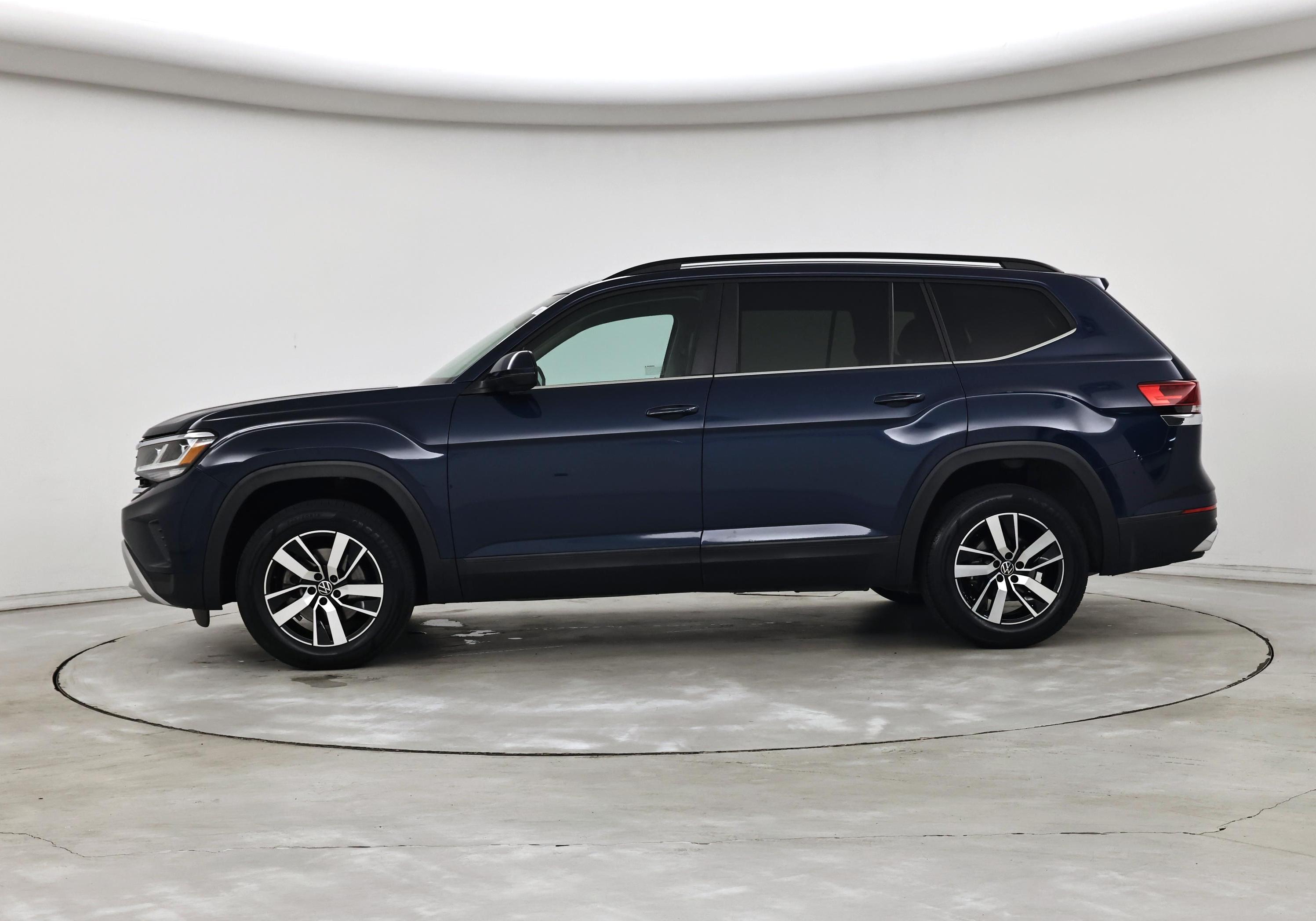 Thumbnail: 2023 Volkswagen Atlas - 3